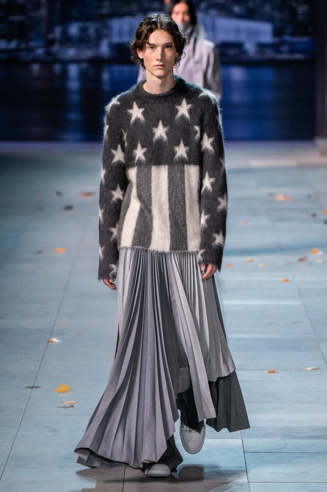 Louis Vuitton LV Women USA Flag Mohair Jacquard Crewneck Sweater