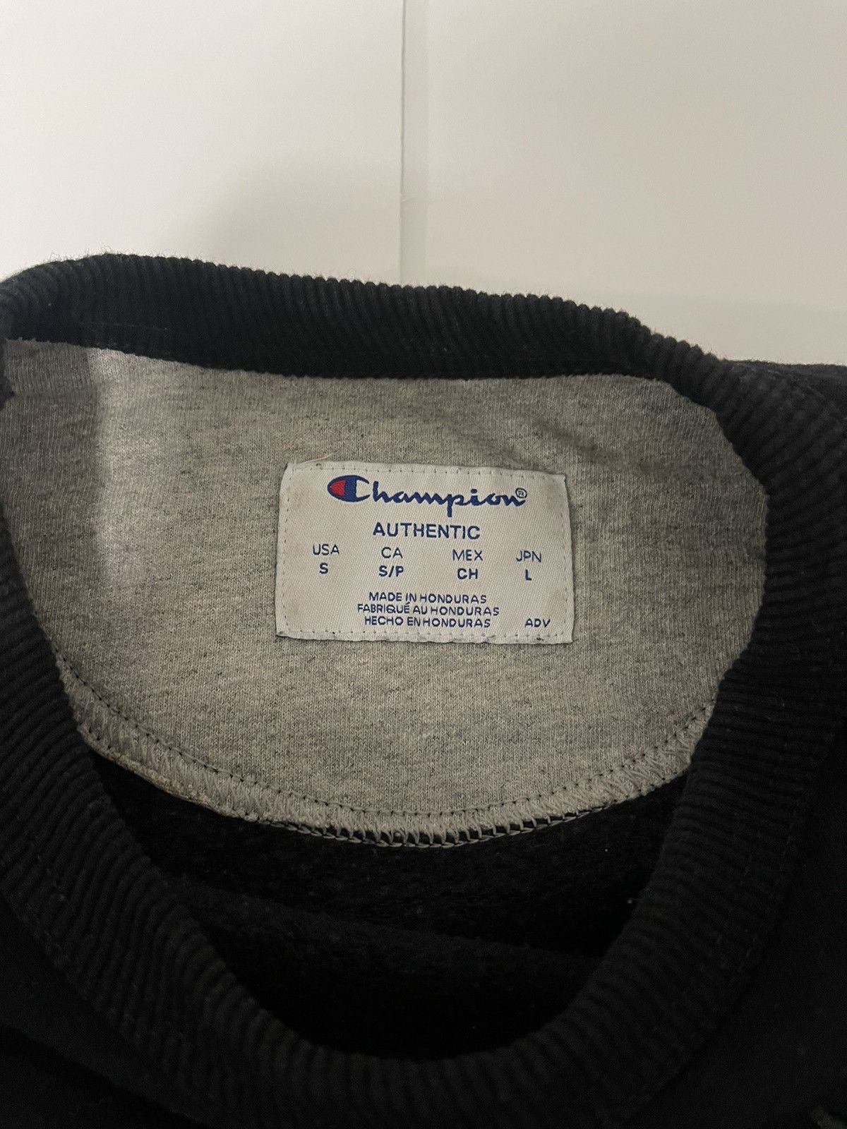 Champion Vintage Black Champion Sweater Size US S / EU 44-46 / 1 - 2 Thumbnail