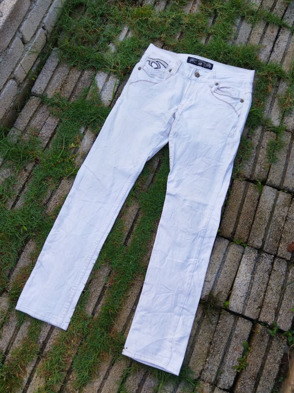 Vintage Red Pepper Japan Skulls Embroidery Jeans - Size 30 Size US 30 / EU 46 - 12 Thumbnail