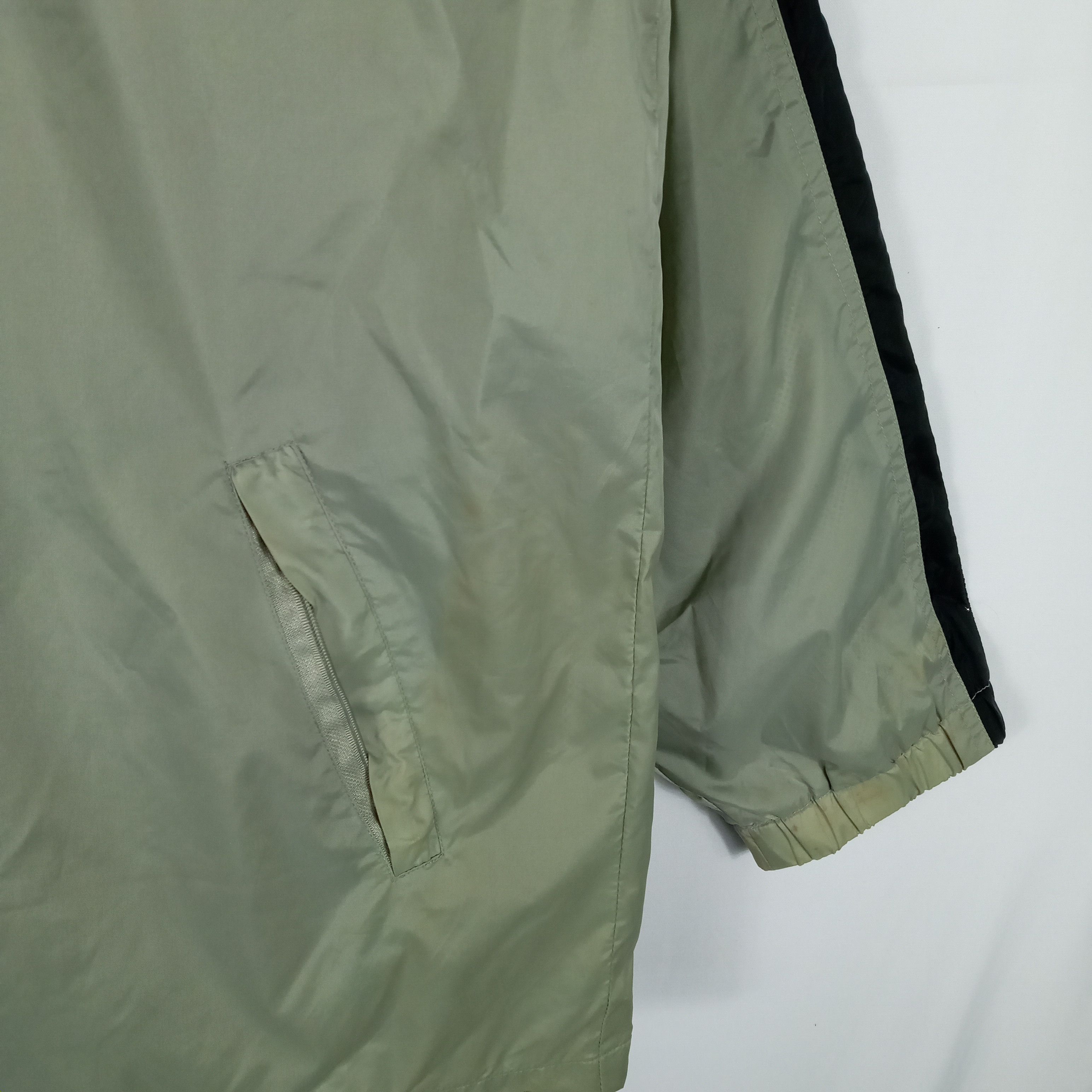 Fubu × Japanese Brand Vintage Oversize Fubu Big Logo Faded Windbreaker Jacket Size US XXL / EU 58 / 5 - 6 Thumbnail