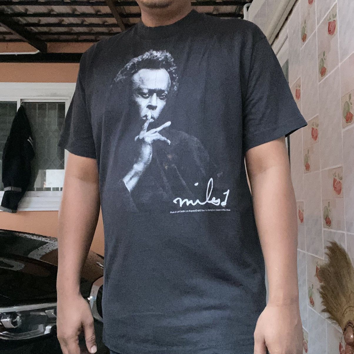 Band Tees × Vintage Vintage 1992 Miles Davis Size US L / EU 52-54 / 3 - 2 Thumbnail