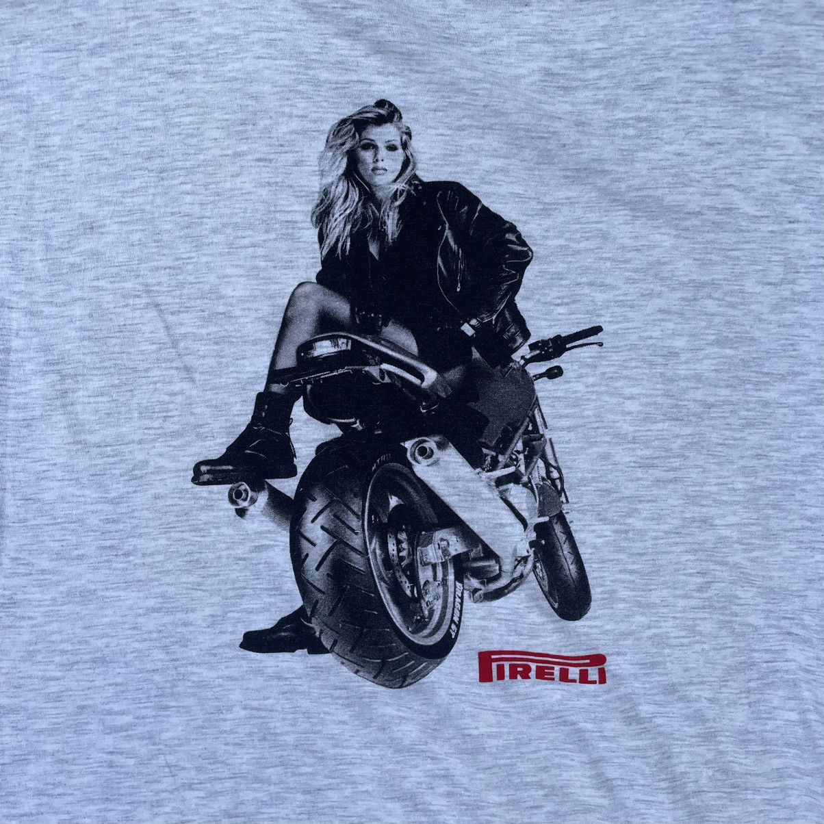 Pirelli Vintage Pirelli Motorcycle Tyre Ladies On Grey T-shirt Size US L / EU 52-54 / 3 - 2 Thumbnail