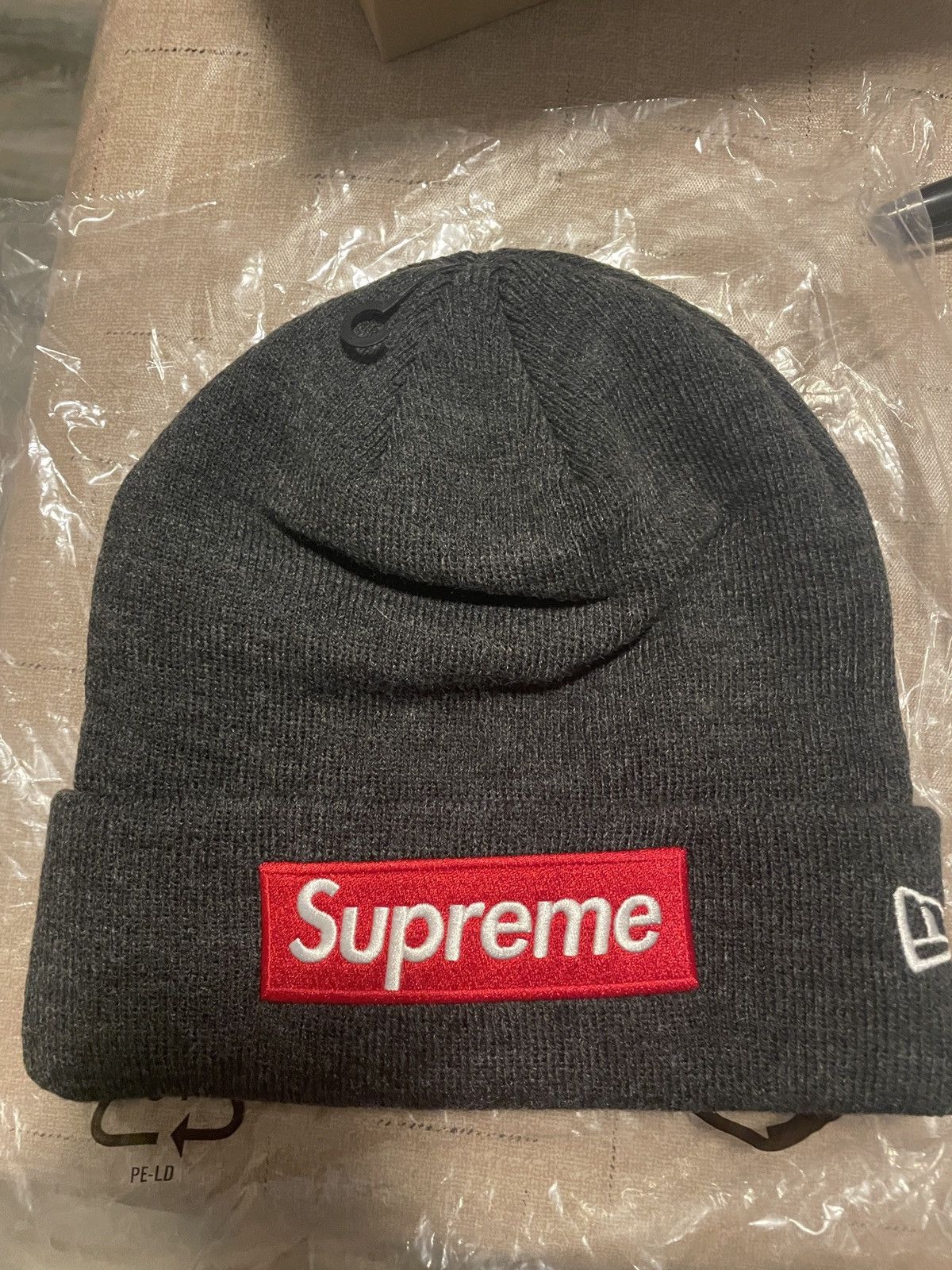 Supreme Supreme New Era Box Logo Beanie (FW21) (open bag) Size ONE SIZE - 1 Thumbnail