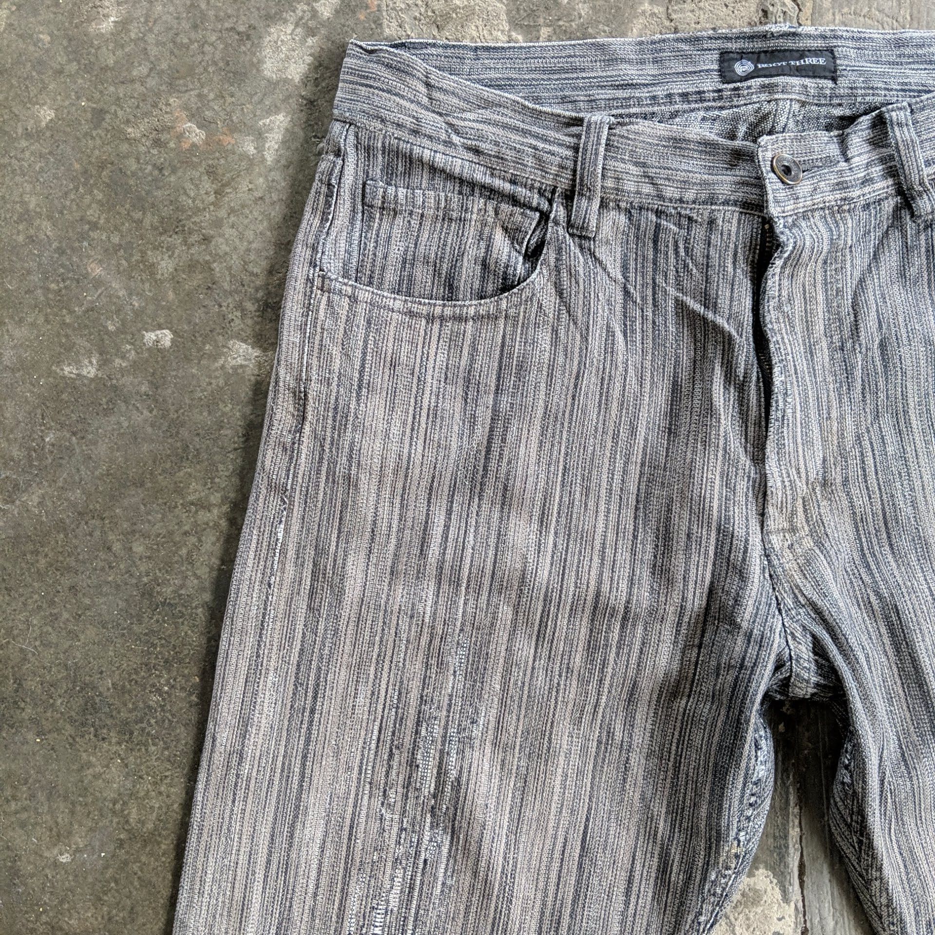 Japanese Brand × Vintage Root Three Distressed Rare Design Casual Trousers Pants Size US 32 / EU 48 - 3 Thumbnail