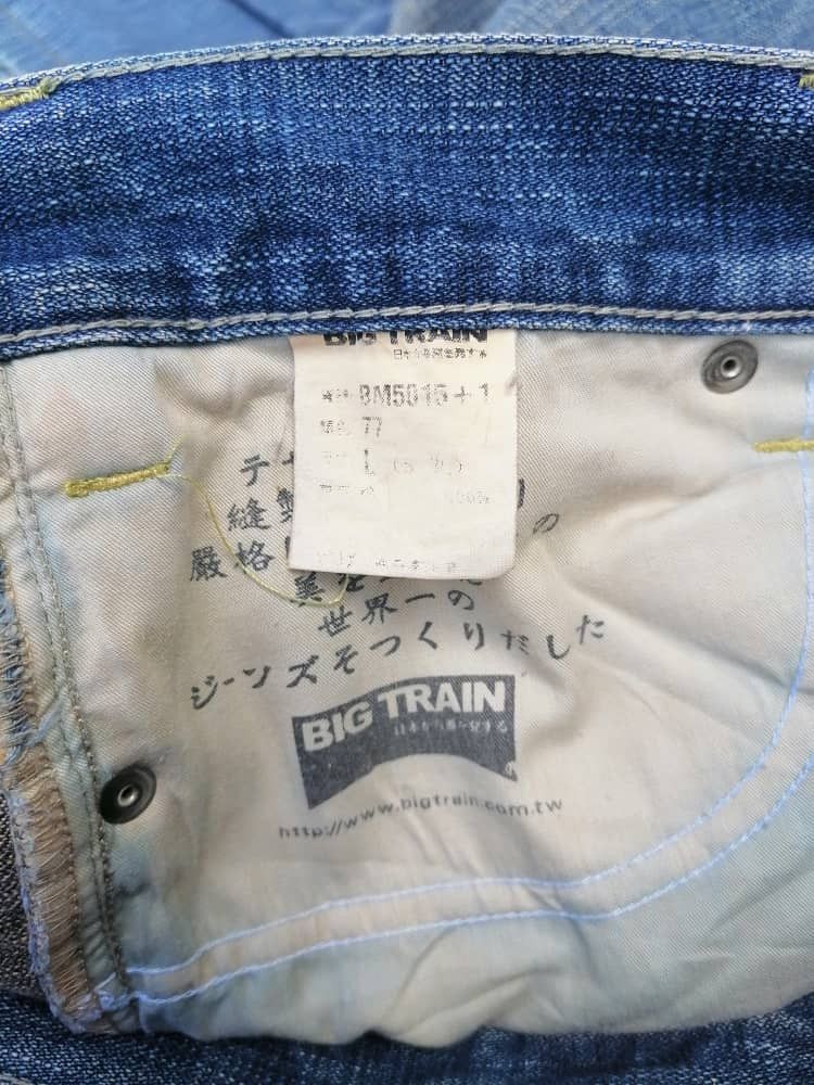 Japanese Brand Osaka Big Train Distressed Denim Jeans Size US 33 - 3 Thumbnail