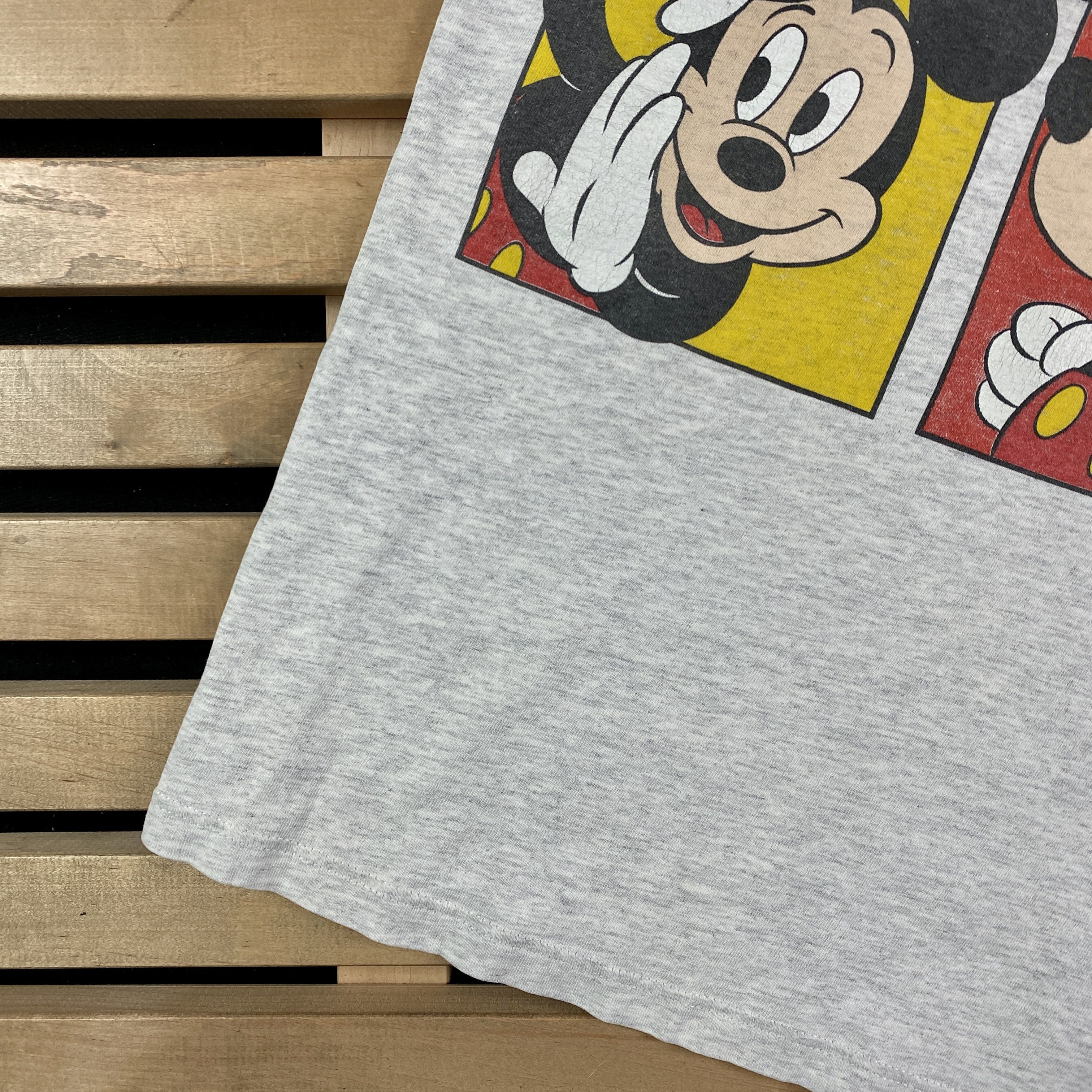 Disney × Mickey Mouse × Vintage Mens T-Shirt Disney Mickey Mouse Vintage Big Logo Size S-M Size US S / EU 44-46 / 1 - 3 Thumbnail