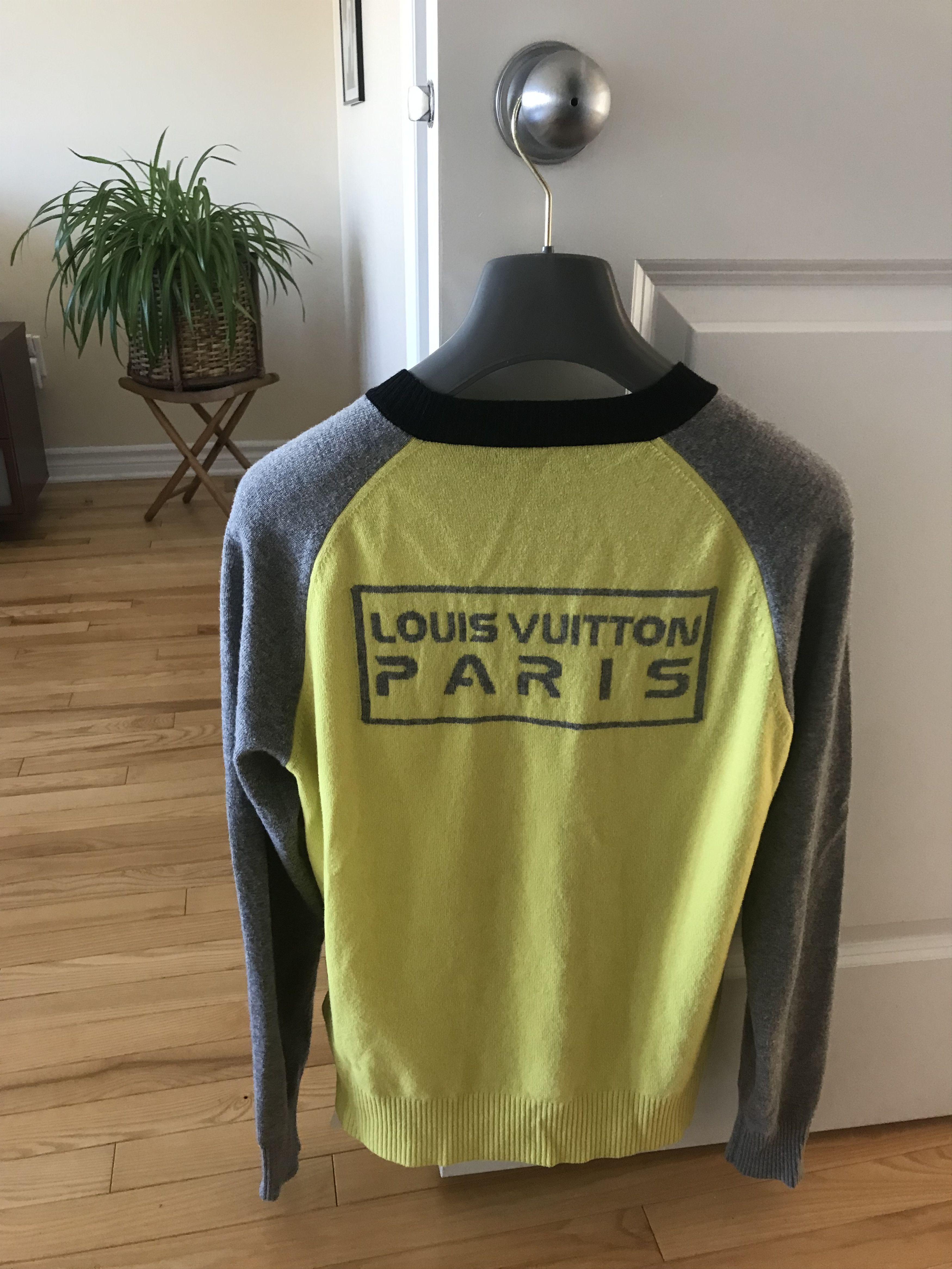 Louis Vuitton Louis Vuitton cashmere wool sweater logo Size US M / EU 48-50 / 2 - 1 Thumbnail