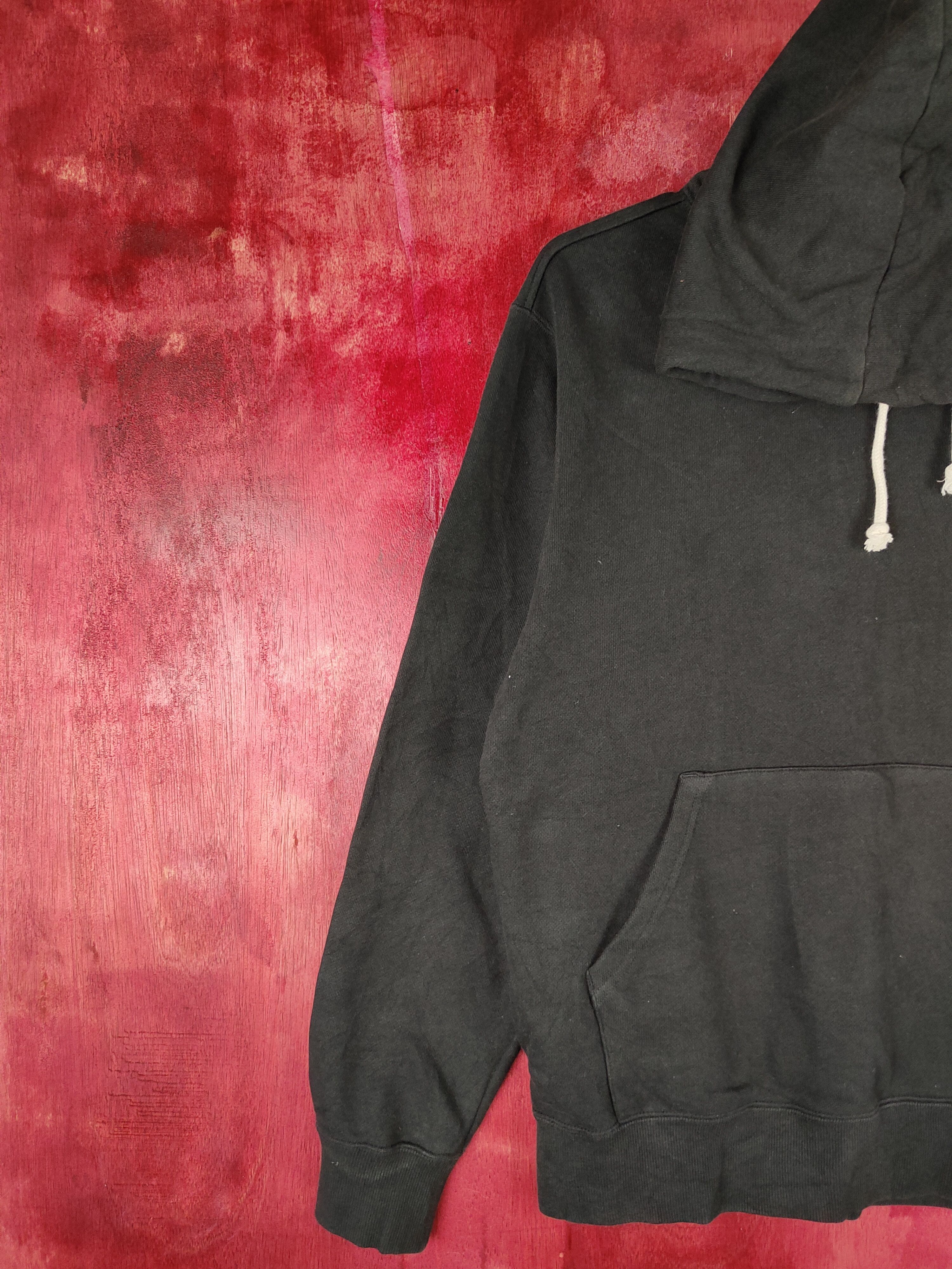 Champion × Japanese Brand Champion vintage Black Hoodie Sweatshirt #5213 Size US M / EU 48-50 / 2 - 3 Thumbnail