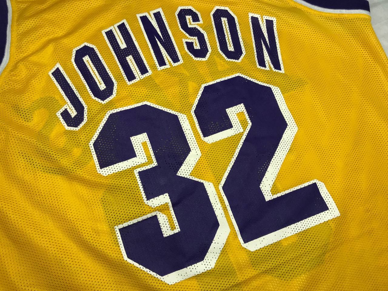 NBA Vintage 90 Champion Magic Johnson 32 LA Lakers Jersey NBA Size US M / EU 48-50 / 2 - 6 Thumbnail