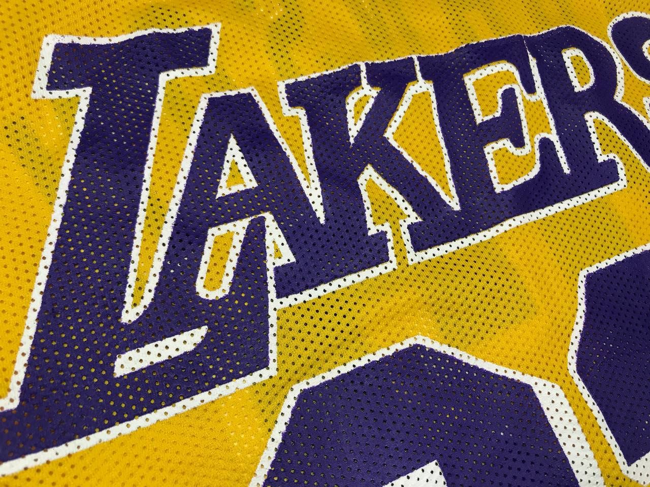 NBA Vintage 90 Champion Magic Johnson 32 LA Lakers Jersey NBA Size US M / EU 48-50 / 2 - 3 Thumbnail