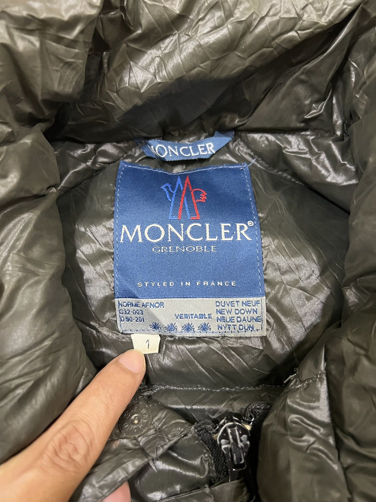 Moncler ARCHIVE🔥70s Moncler Grenoble 🇫🇷 TechWear 🪿Down Jacket Size US M / EU 48-50 / 2 - 8 Thumbnail