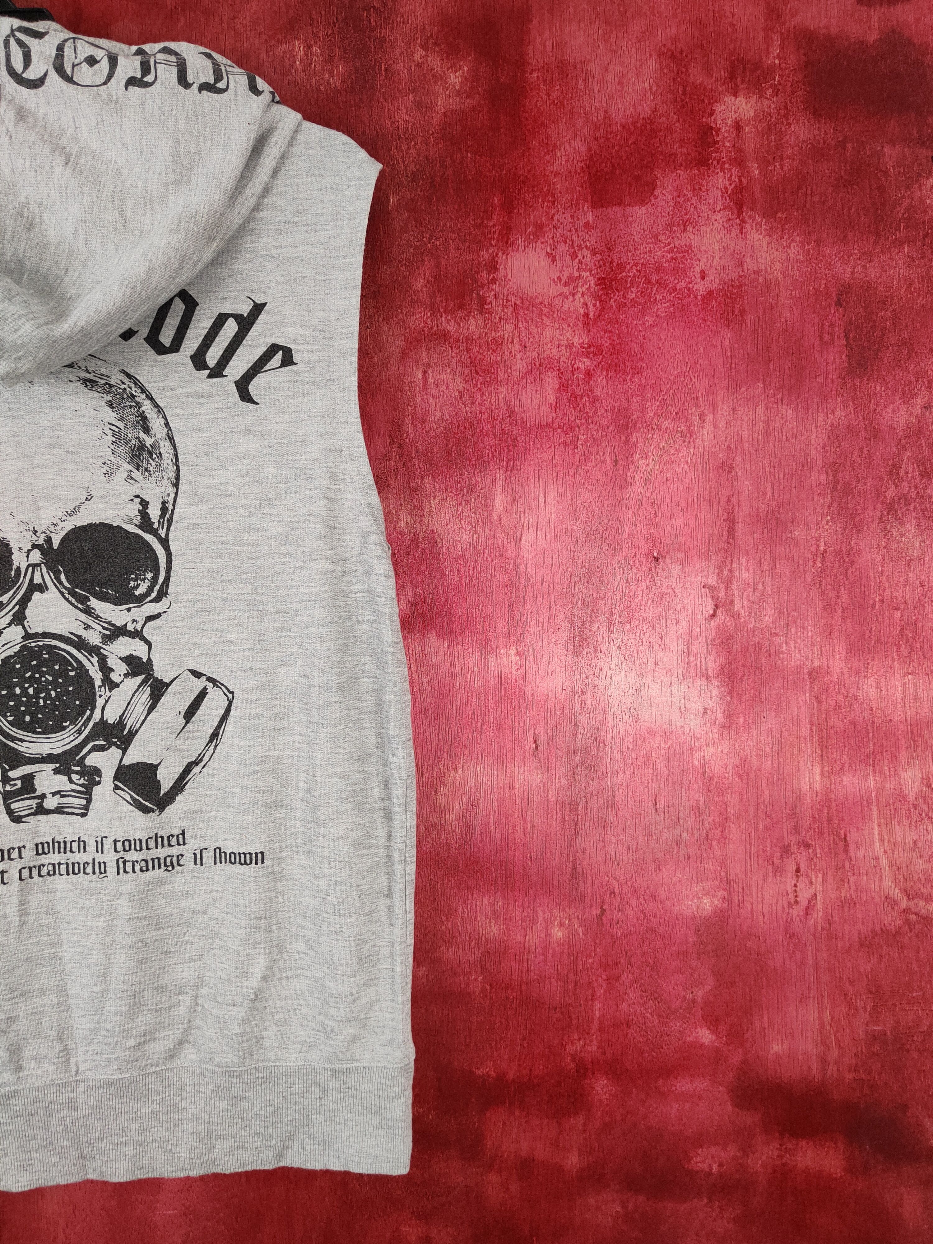 Japanese Brand DL Dig Deep big skull mask covid 19 Sleeveless Hoodie #5420 Size US M / EU 48-50 / 2 - 4 Thumbnail