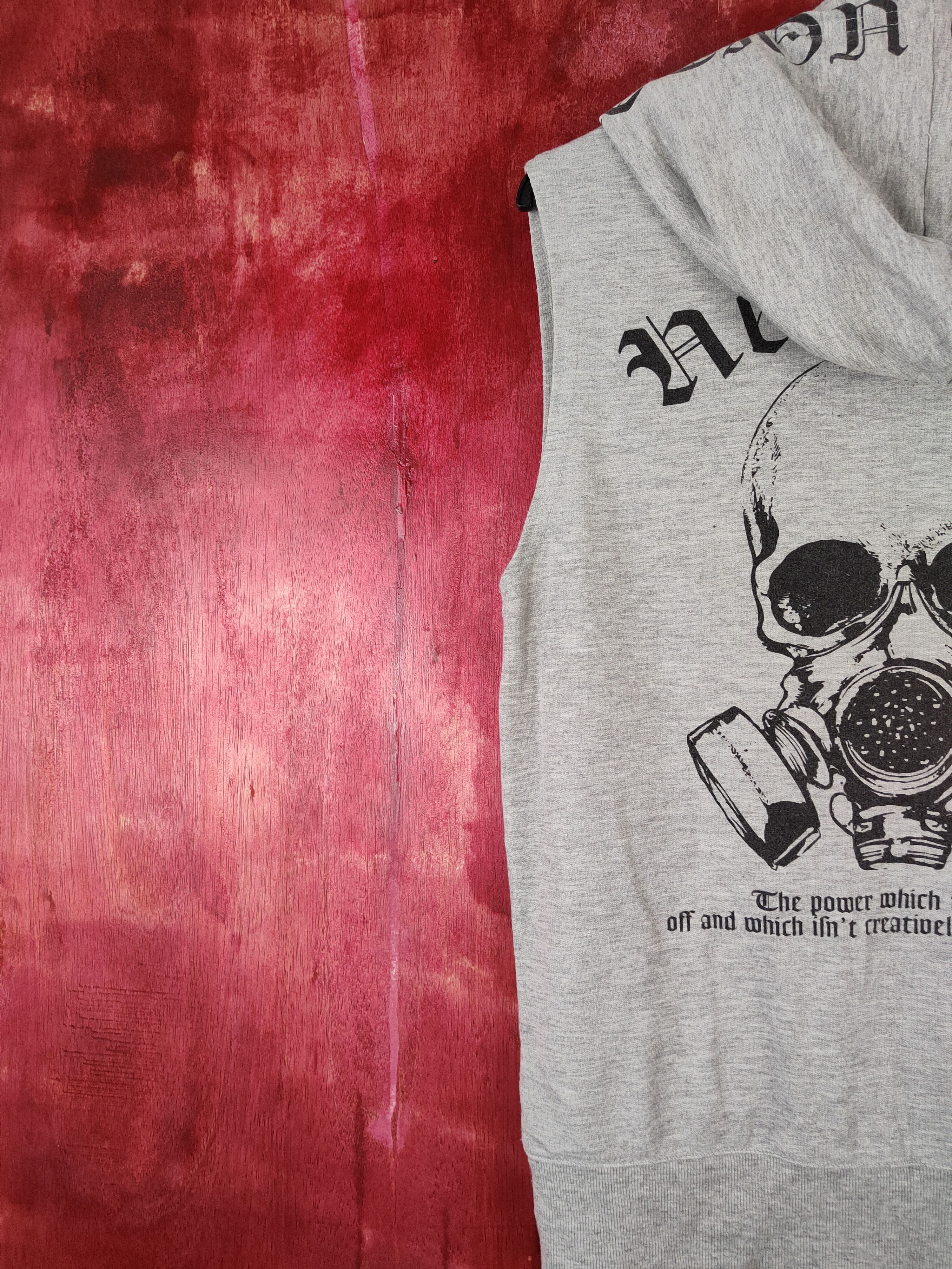 Japanese Brand DL Dig Deep big skull mask covid 19 Sleeveless Hoodie #5420 Size US M / EU 48-50 / 2 - 3 Thumbnail