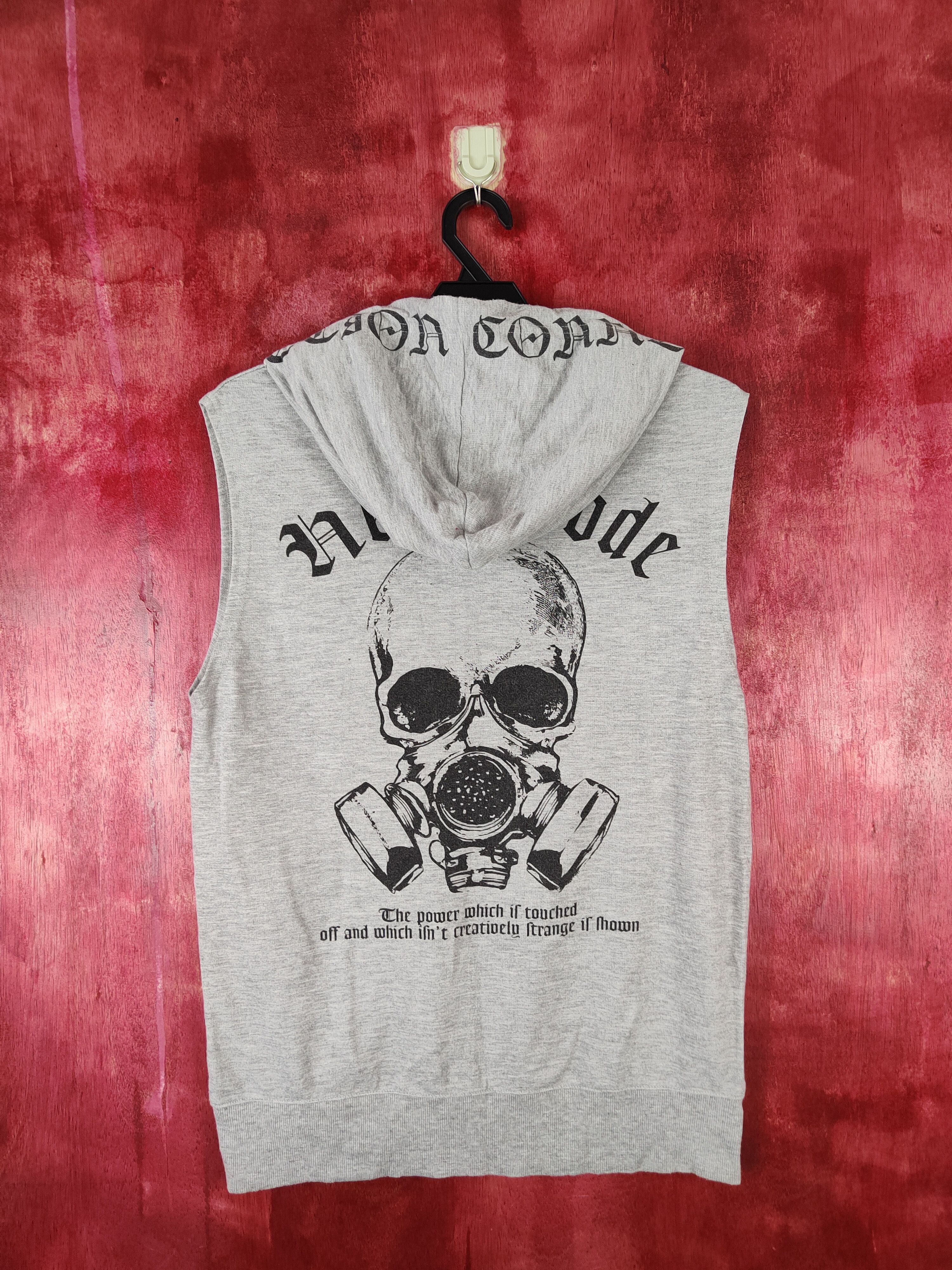 Japanese Brand DL Dig Deep big skull mask covid 19 Sleeveless Hoodie #5420 Size US M / EU 48-50 / 2 - 1 Thumbnail