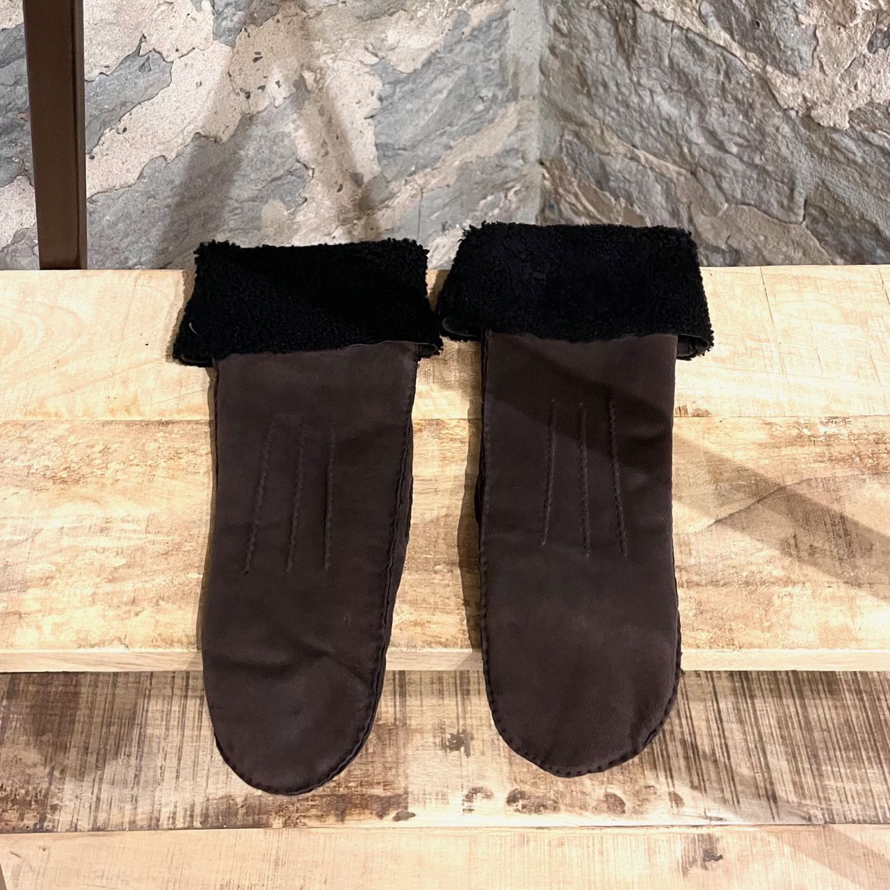 Marni Marni Chocolate Brown Suede Mittens Size ONE SIZE - 2 Preview