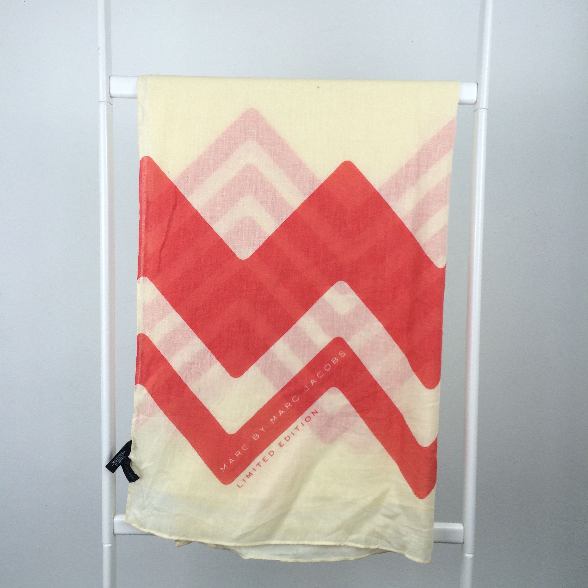 Marc by Marc Jacobs W28 MARC JACOBS LIMITED EDITION SCARF Size ONE SIZE - 1 Thumbnail