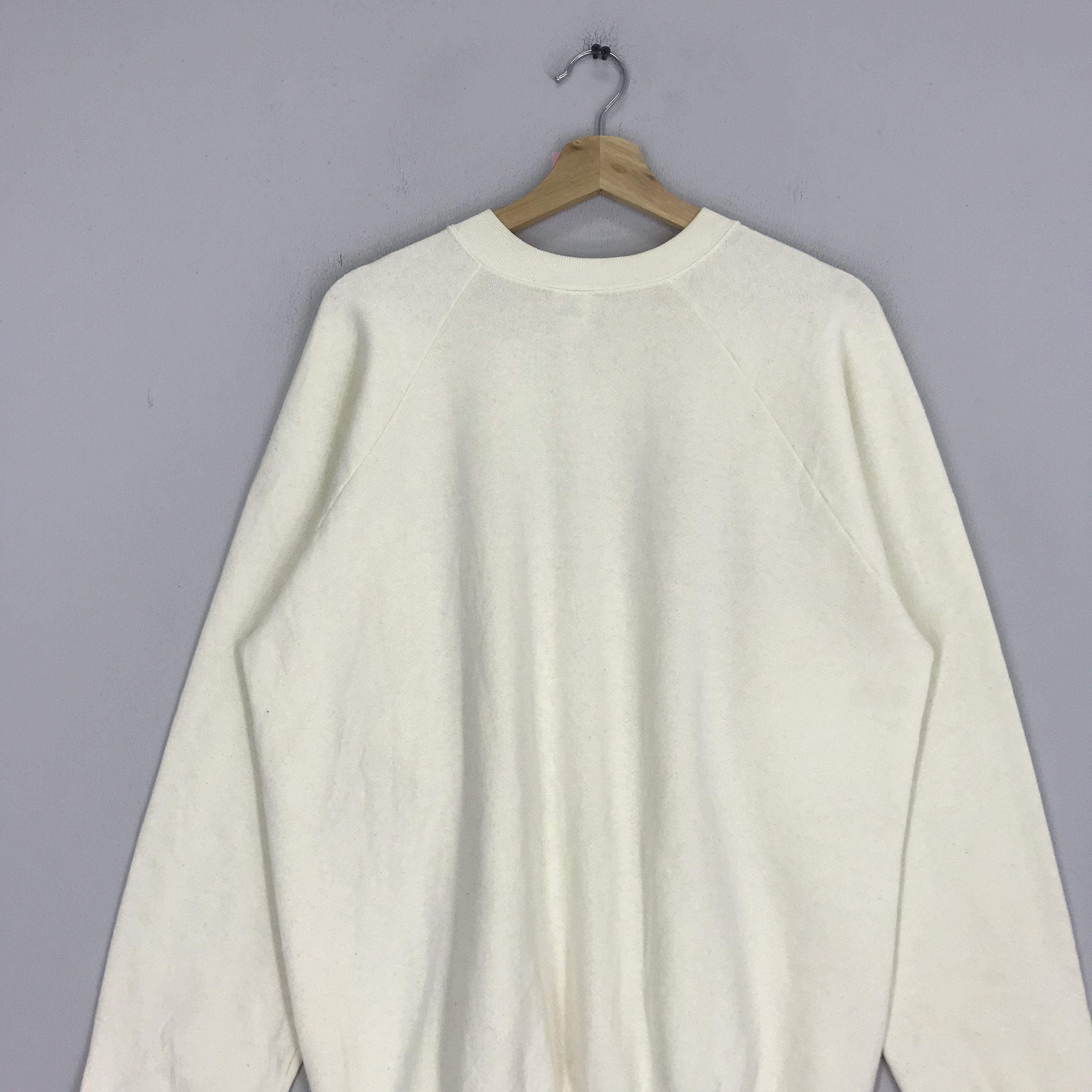 Nike Vintage 90's Nike Big Logo Nike Sportswear Sweater Size US L / EU 52-54 / 3 - 4 Thumbnail