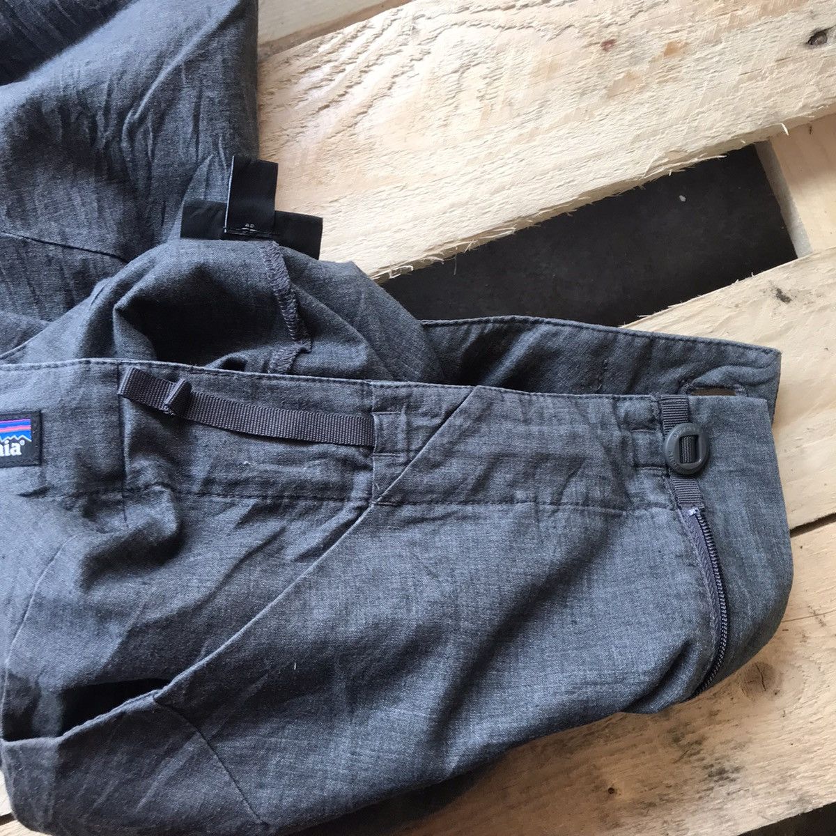Patagonia × Vintage Vintage Patagonia Hiking Outdoor Pants sunfaded Size US 28 / EU 44 - 7 Thumbnail