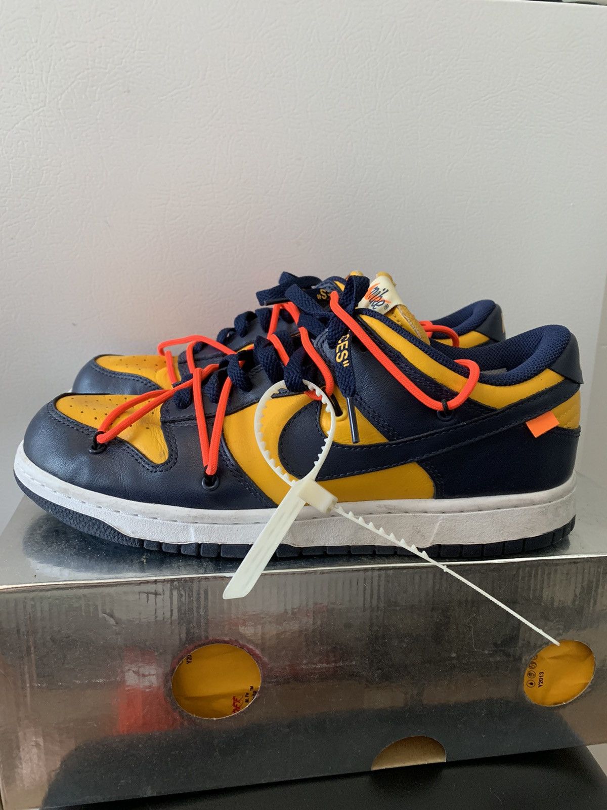 Nike Dunk Low Off-White University Gold Midnight Navy