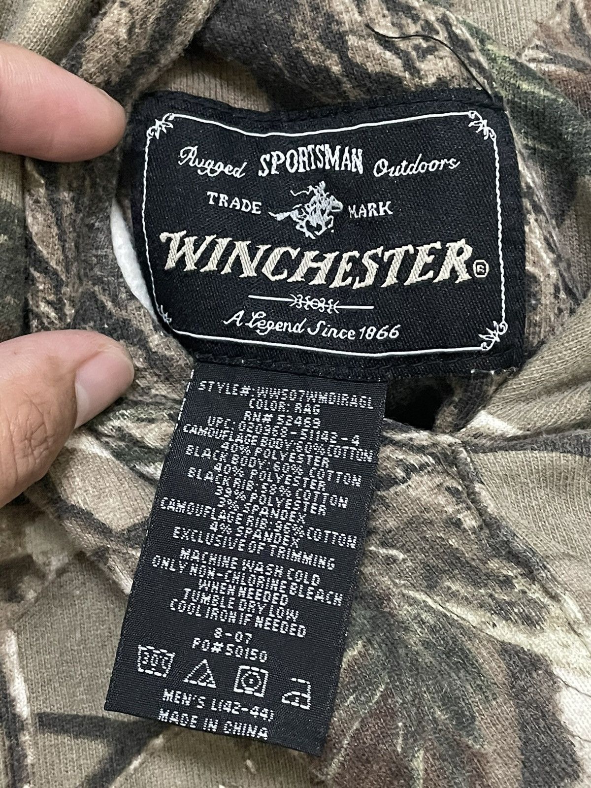 Vintage Vintage Winghester RealTree Reversible Jacket Hoodie Size US L / EU 52-54 / 3 - 13 Thumbnail