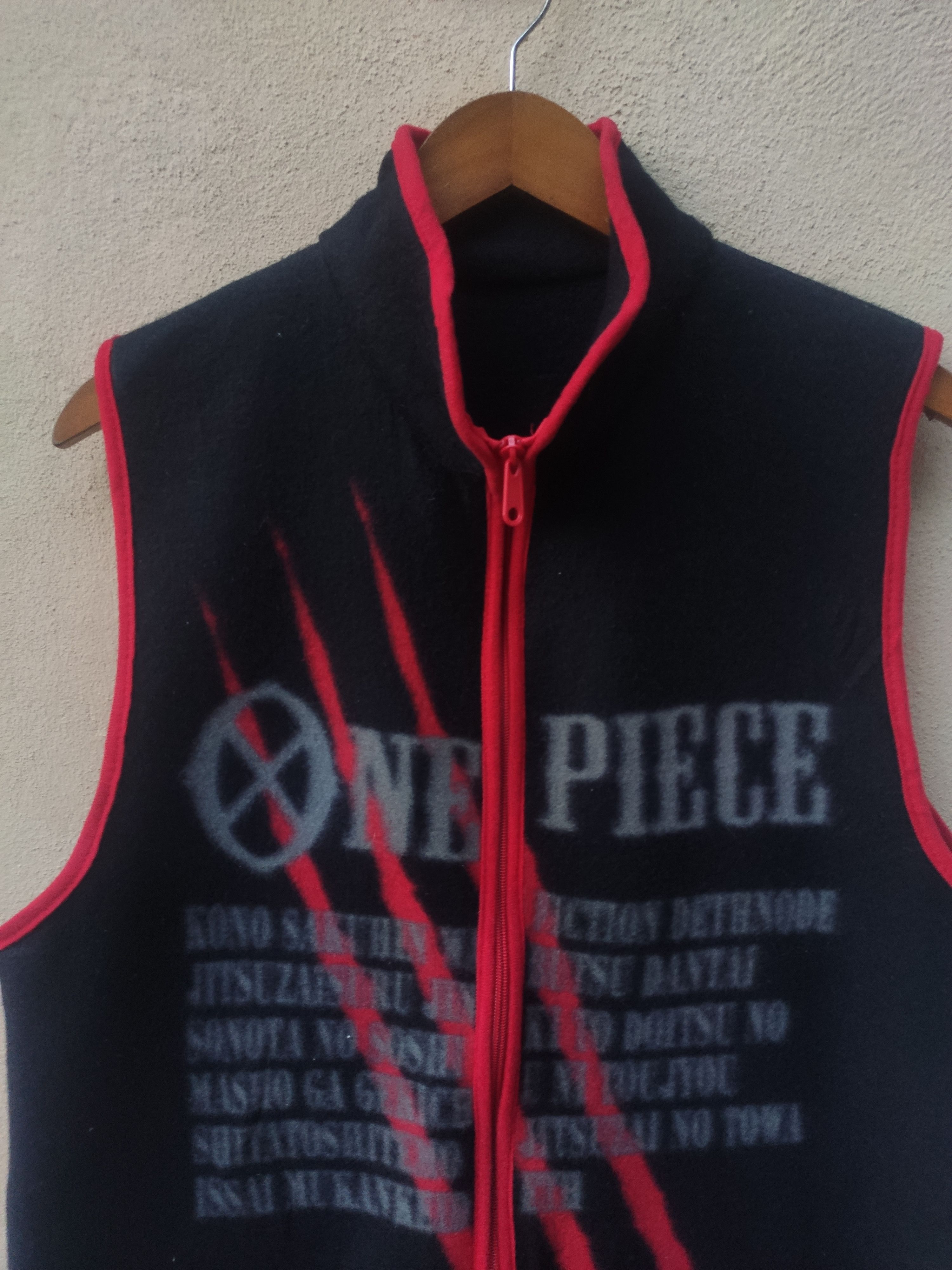 Anime × One Piece One Piece vest pirates Size US M / EU 48-50 / 2 - 4 Thumbnail