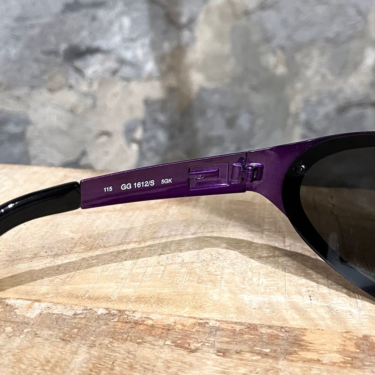 Gucci Gucci GG 1612S Purple Oval Shield Sunglasses Size ONE SIZE - 6 Thumbnail