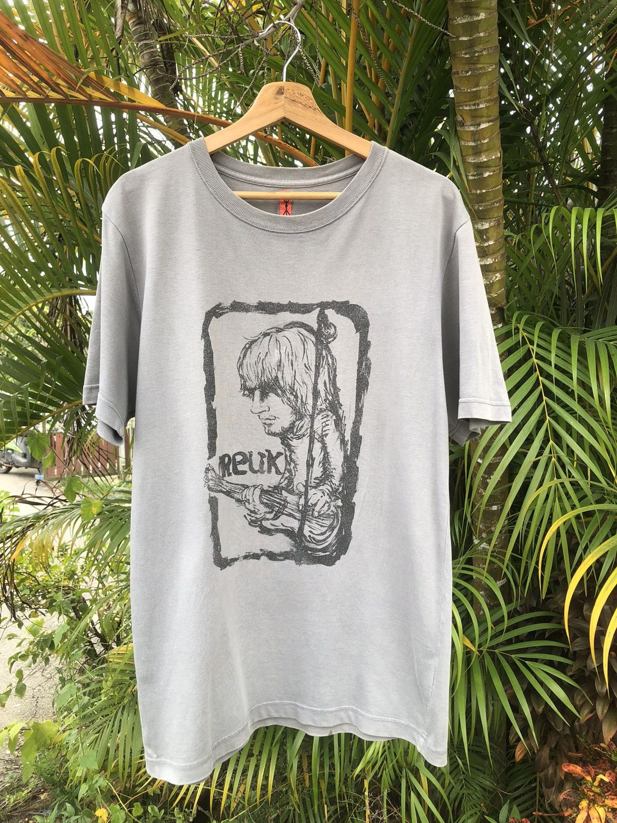 Band Tees Last Drop🔥Rare🔥Vintage Arts Kurt Cobain Nirvana Band Tee Size US L / EU 52-54 / 3 - 2 Thumbnail