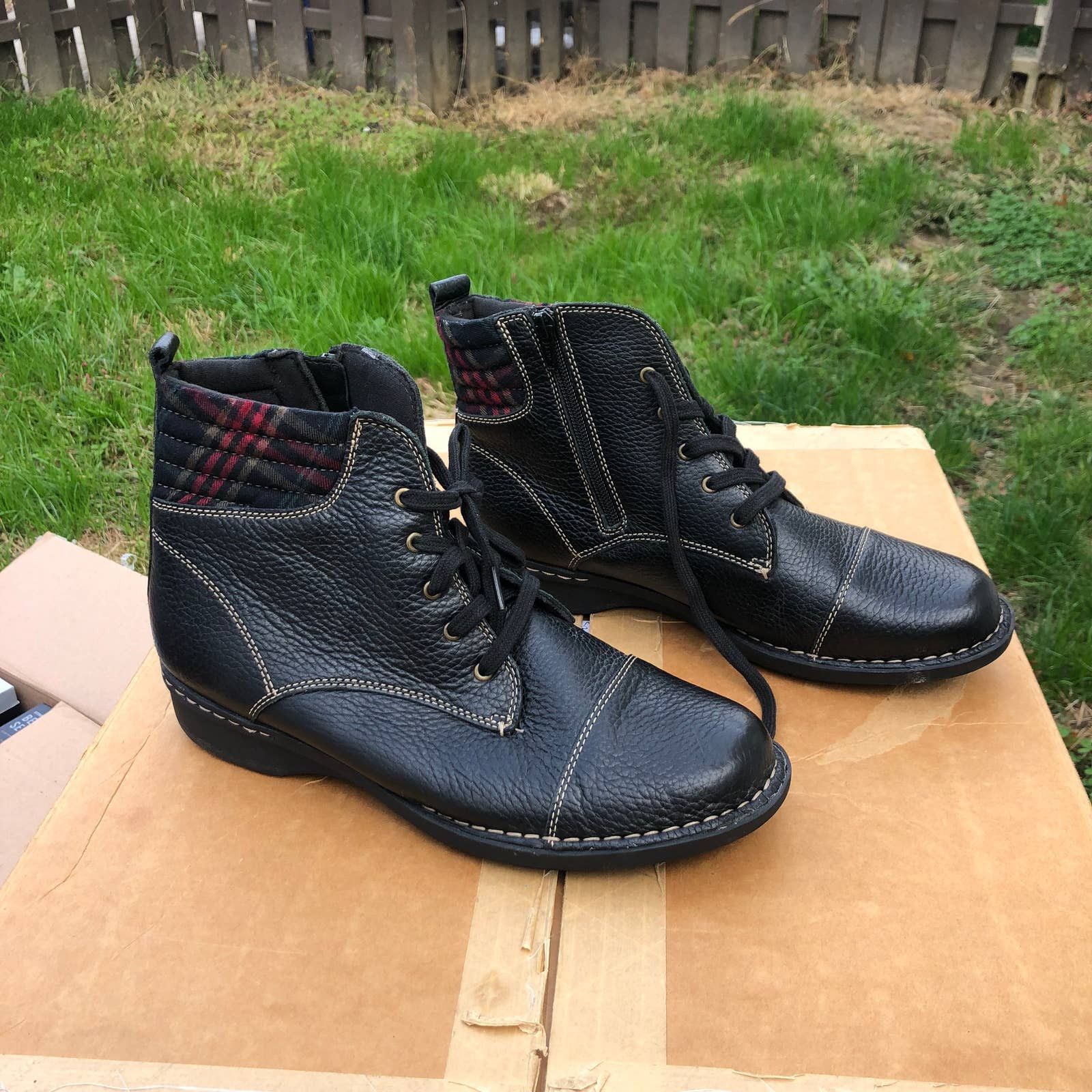 Clarks womens work boots discount