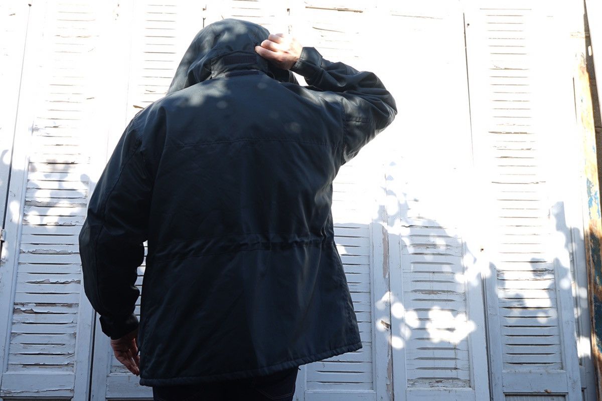 Other made in canada light EXTREM COLD PARKA genuine military issu Size US L / EU 52-54 / 3 - 8 Thumbnail