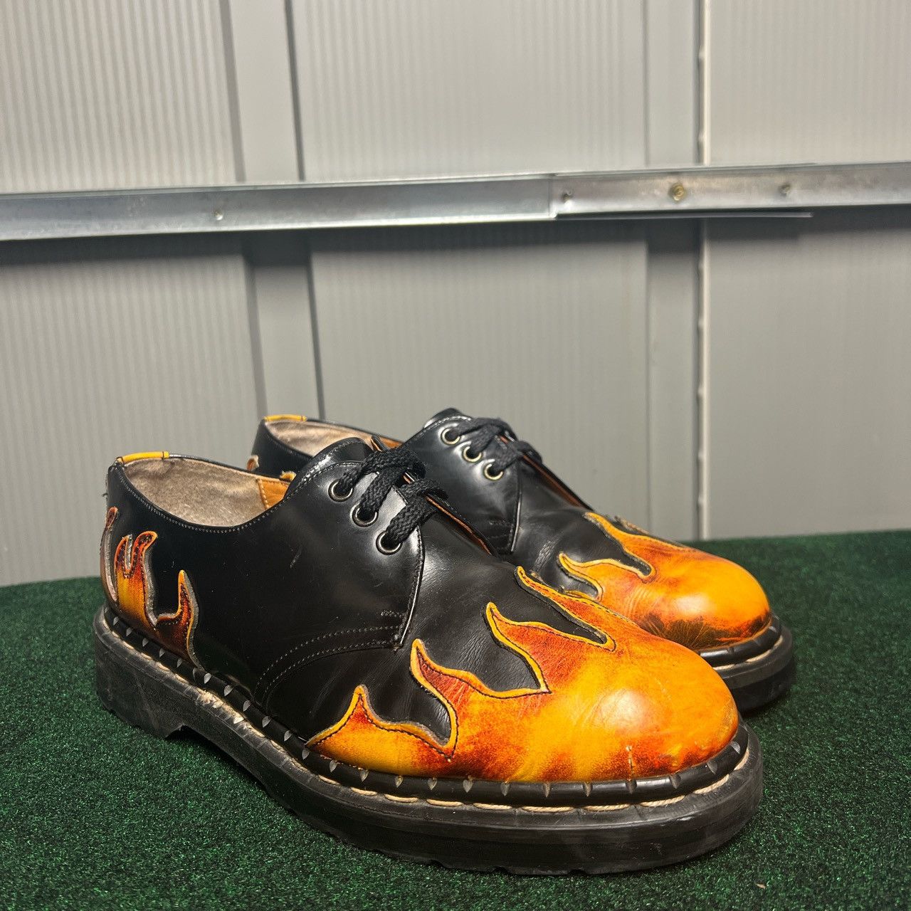 Flame doc martens online