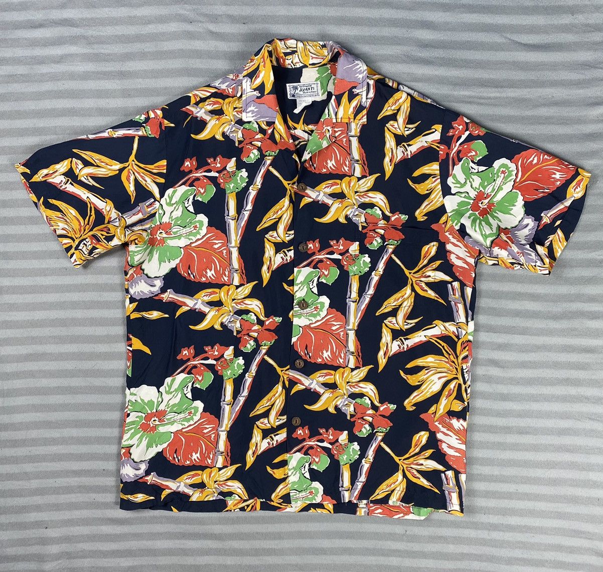 Vintage Vintage 60/70s Hawaiian Rayon Shirt Button Up Size US L / EU 52-54 / 3 - 4 Thumbnail