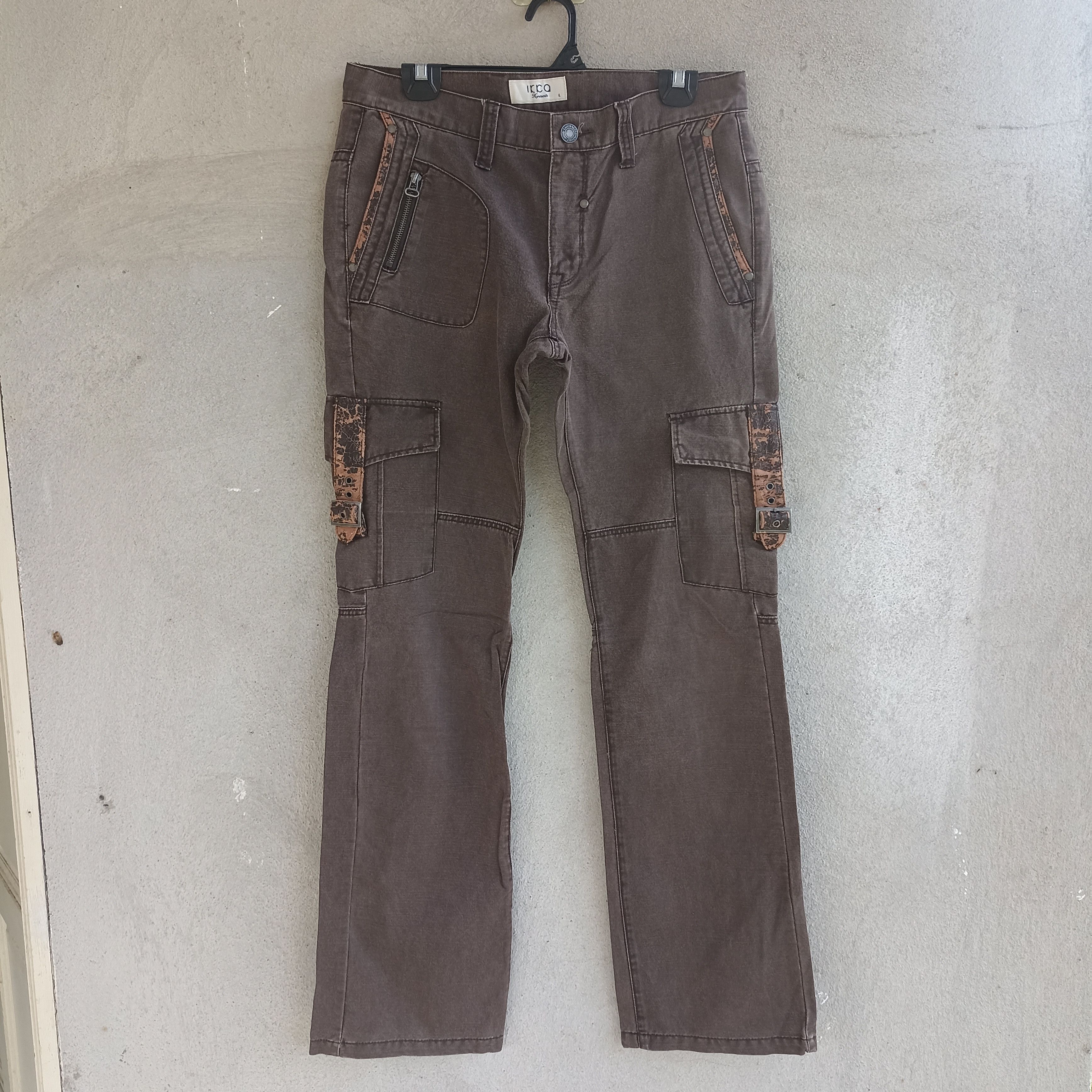 Ikca Represent Bondage Multipocket Brown Cargopant