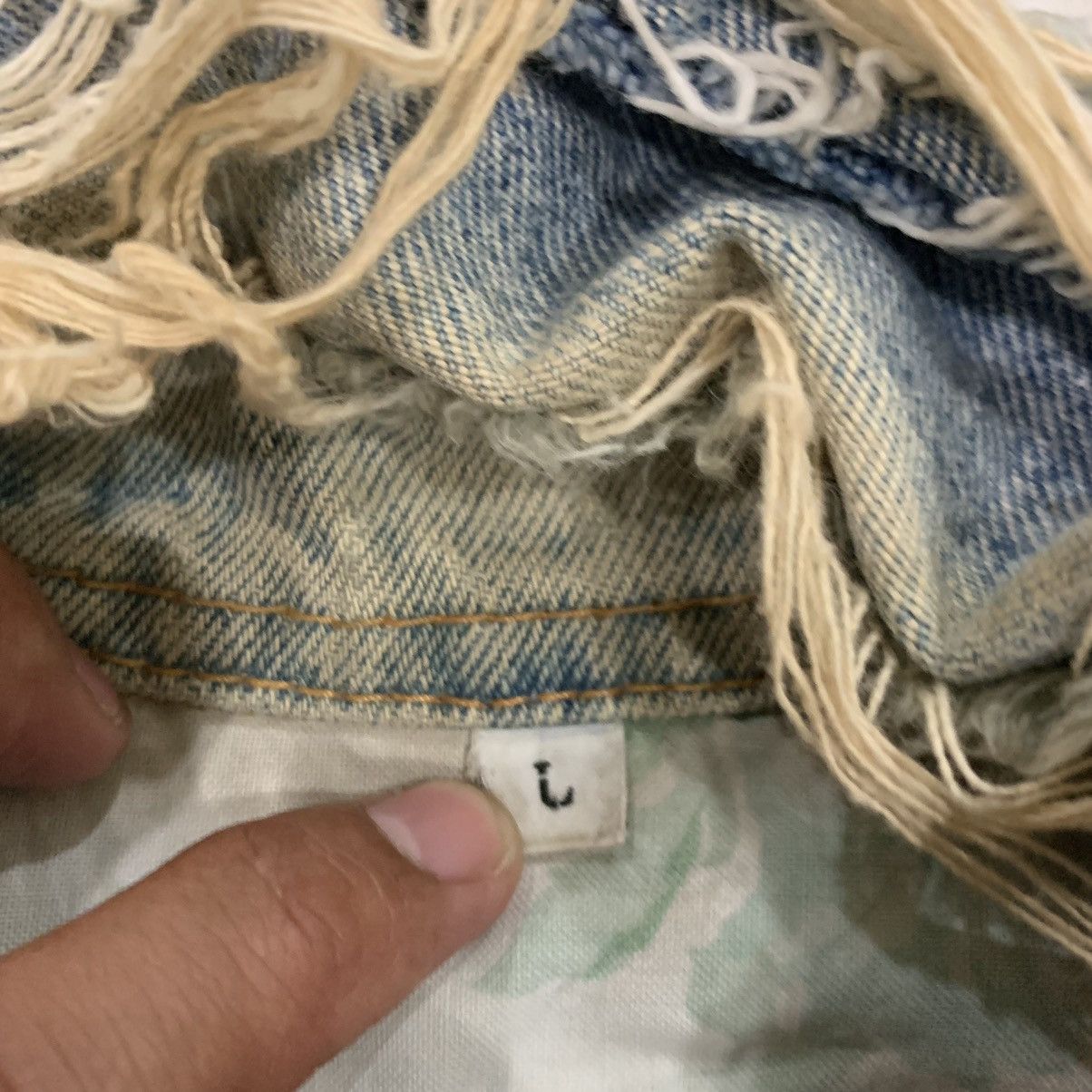 Japanese Brand × Vintage Vintage Blush On Distressed Denim Jacket Size US S / EU 44-46 / 1 - 10 Thumbnail