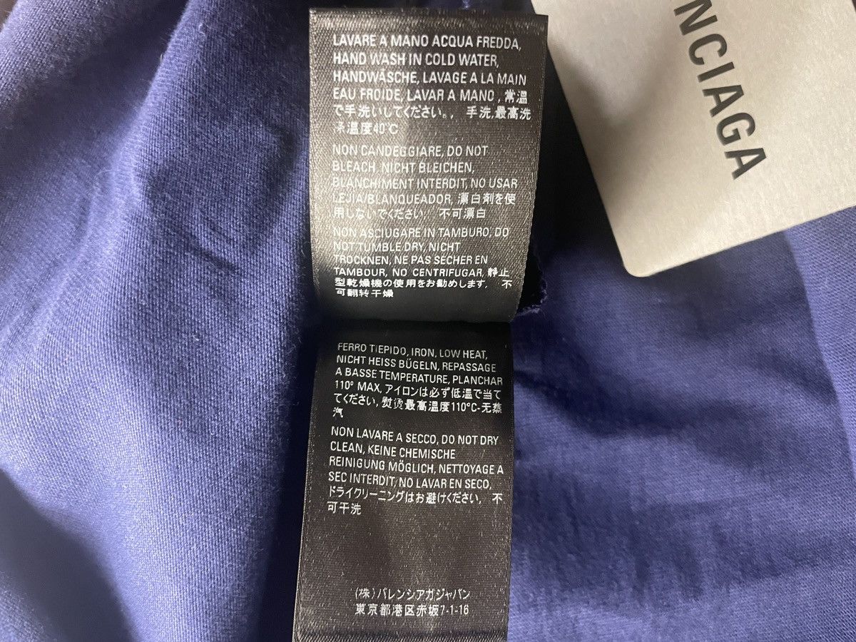 Balenciaga Political Campaigns T Shit Navy (Large sized) Size US S / EU 44-46 / 1 - 9 Thumbnail