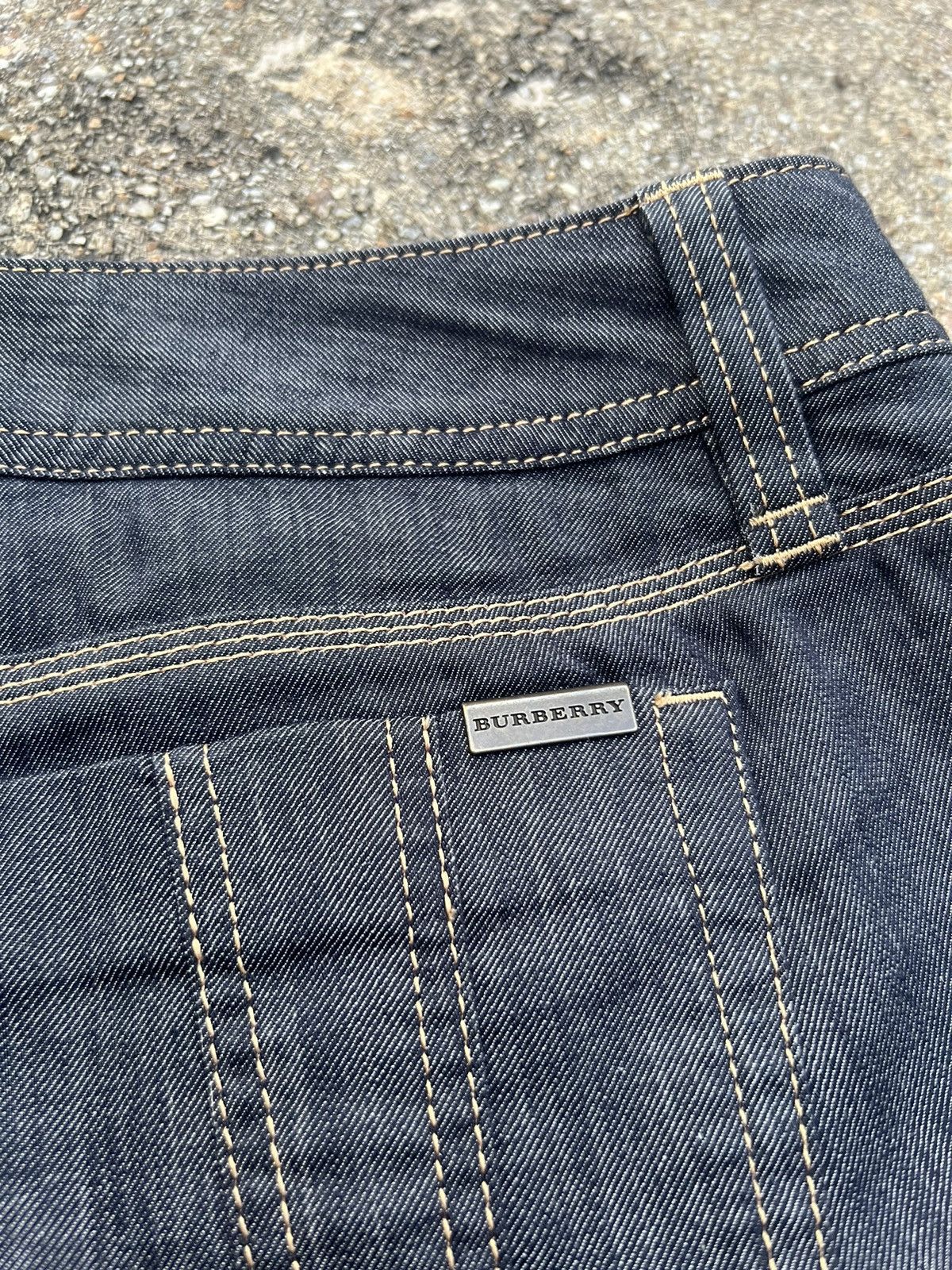 Burberry Burberry Denim 3 Quater Pants Size US 35 - 3 Thumbnail