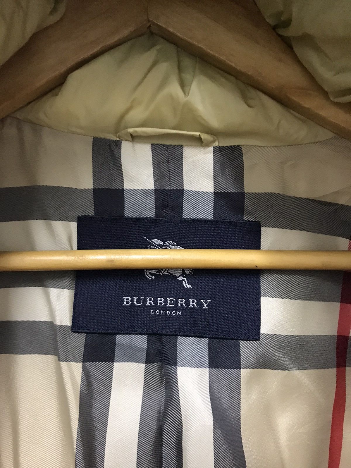 Burberry Burberry London Nova Check puffer Jacket Size S / US 4 / IT 40 - 7 Thumbnail
