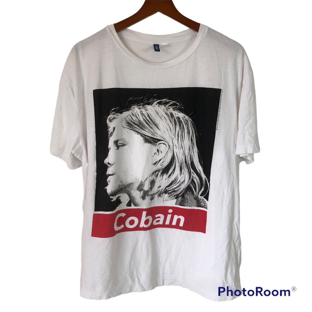 H&m x divided x kurt cobain Tee YlThe End Of Music