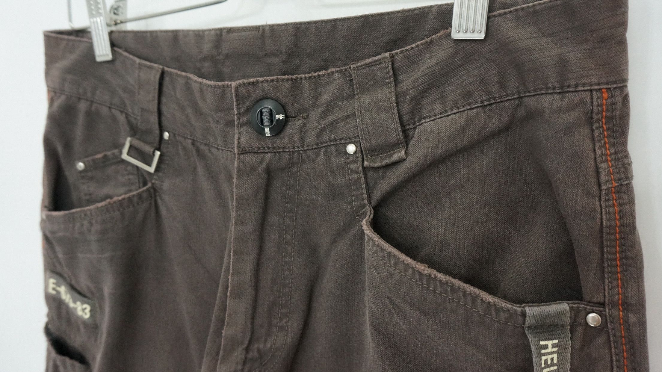 Helly Hansen Rare Vintage HELLY HANSEN Sunfaded Worn Out Pants Size US 30 / EU 46 - 10 Thumbnail