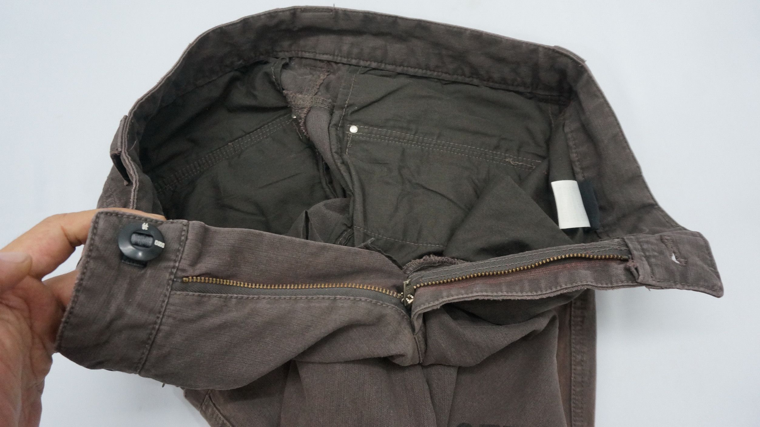 Helly Hansen Rare Vintage HELLY HANSEN Sunfaded Worn Out Pants Size US 30 / EU 46 - 21 Thumbnail