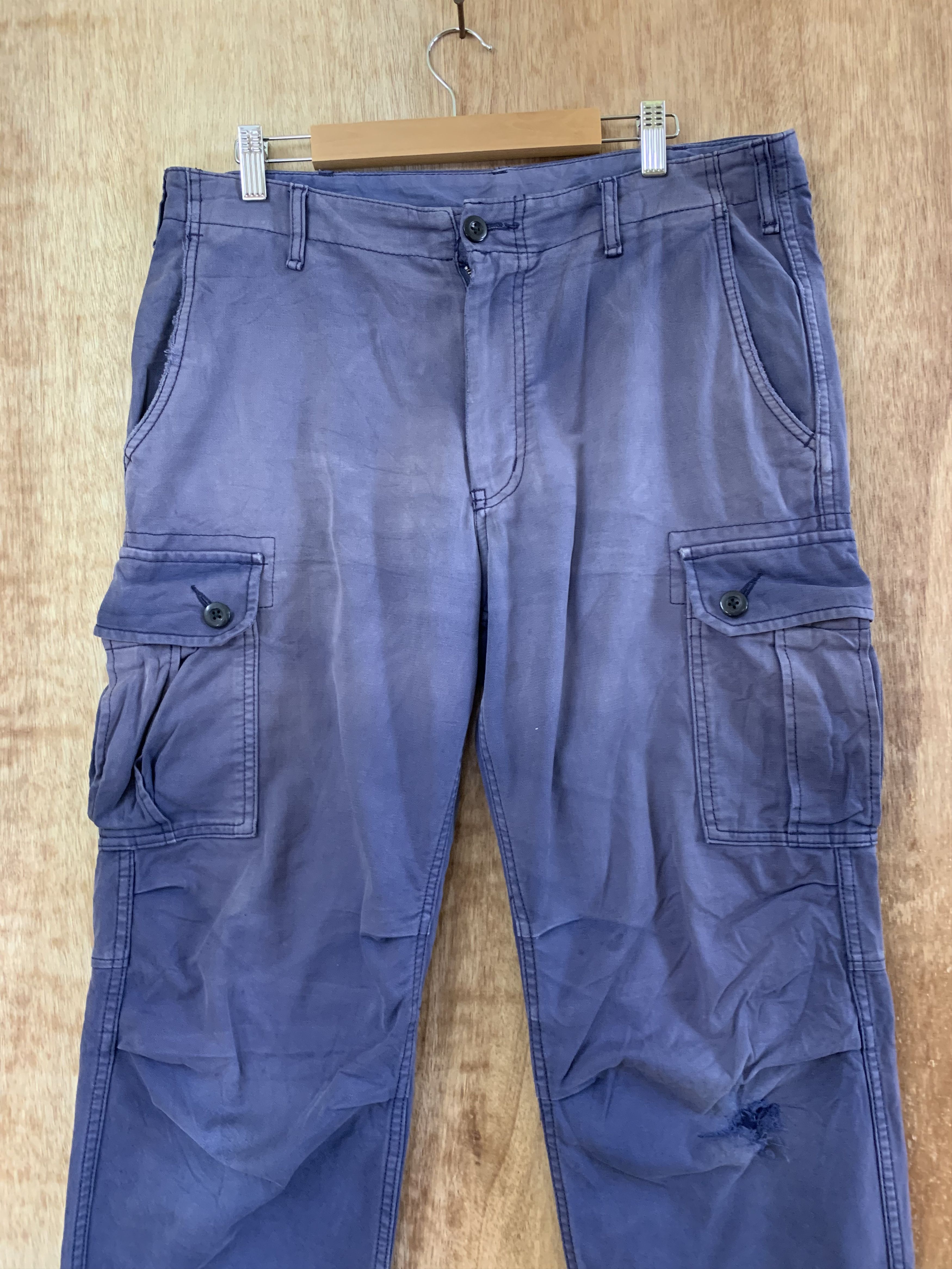 Japanese Brand Uniqlo Cargo Pants Multipocket Faded Japanese Branded Size US 33 - 2 Thumbnail