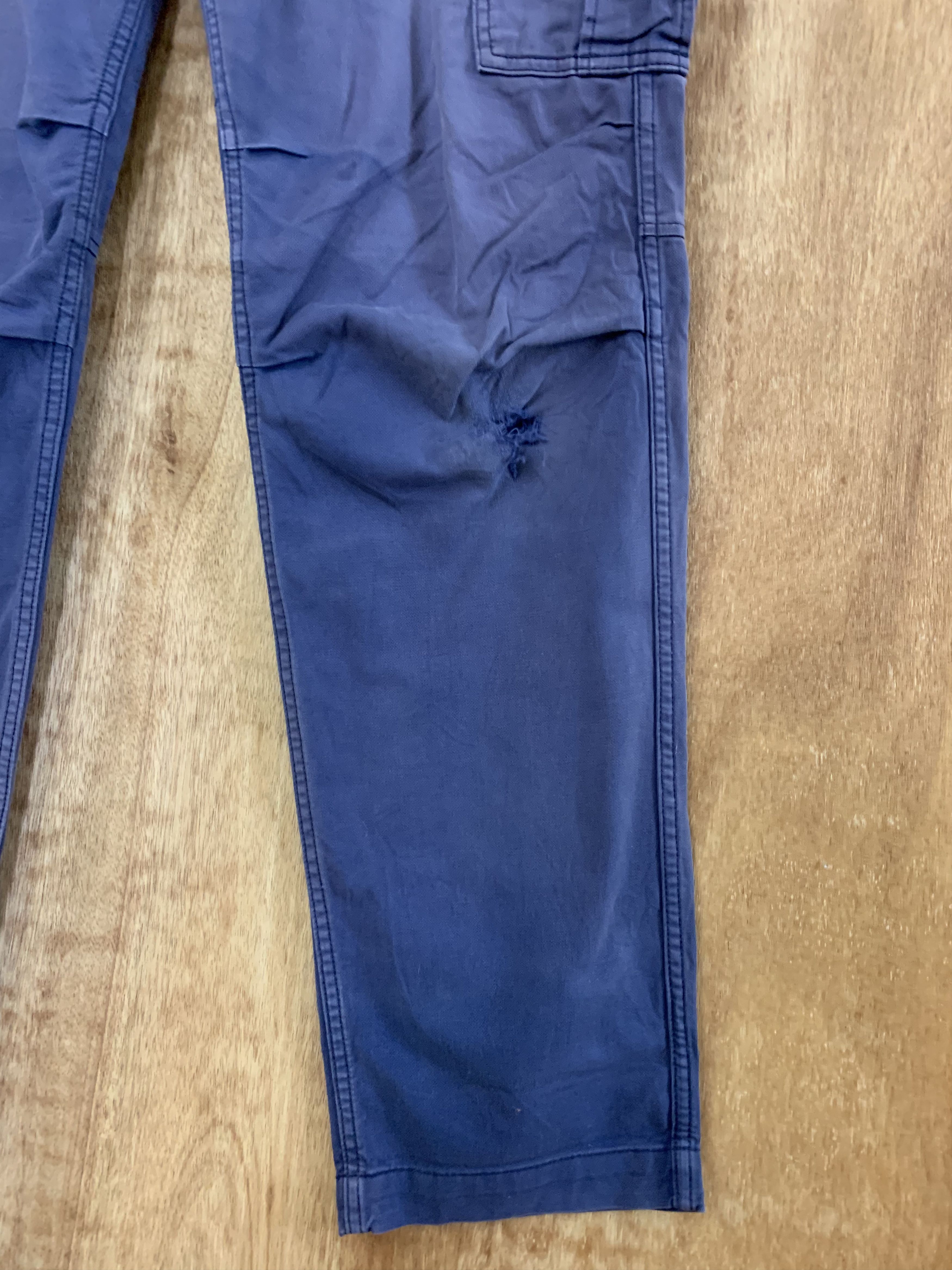 Japanese Brand Uniqlo Cargo Pants Multipocket Faded Japanese Branded Size US 33 - 8 Thumbnail