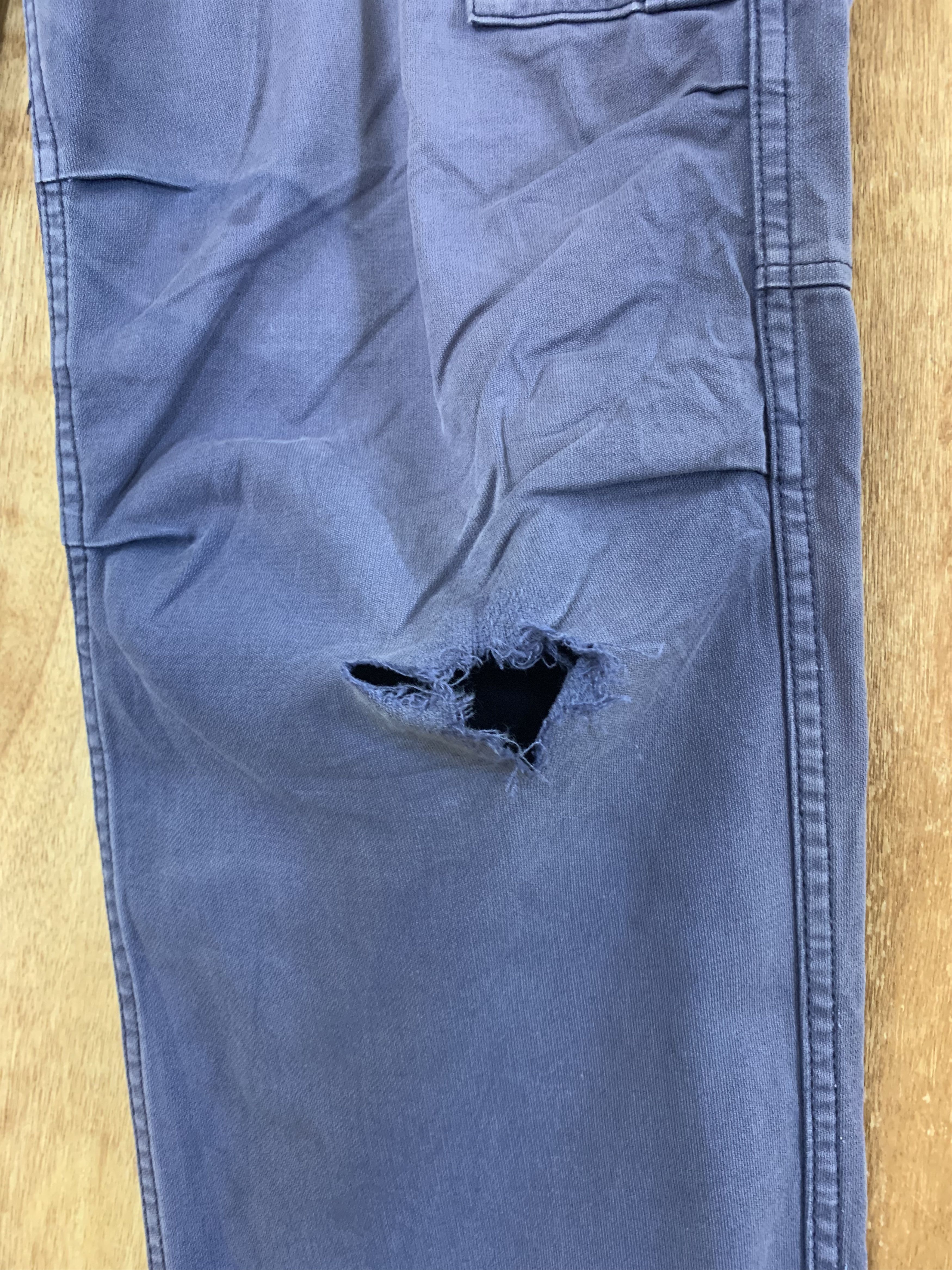 Japanese Brand Uniqlo Cargo Pants Multipocket Faded Japanese Branded Size US 33 - 9 Thumbnail