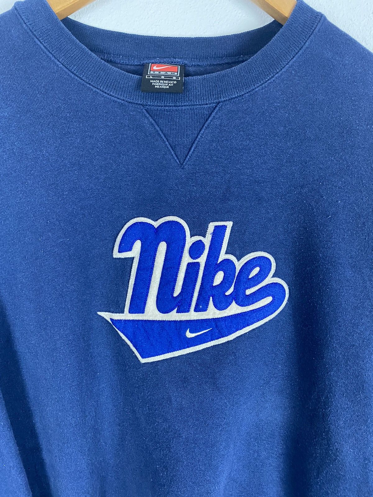 Nike Vintage Nike Spell Out Sweatshirt Size US L / EU 52-54 / 3 - 5 Preview
