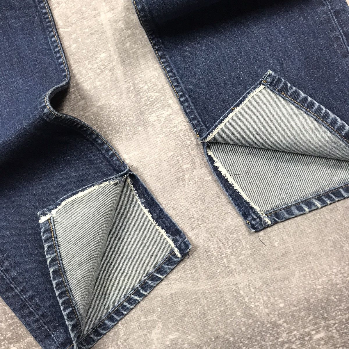 Levi's Vintage Levi’s 501 Repaired Made in Croatia Jeans Size US 32 / EU 48 - 9 Thumbnail