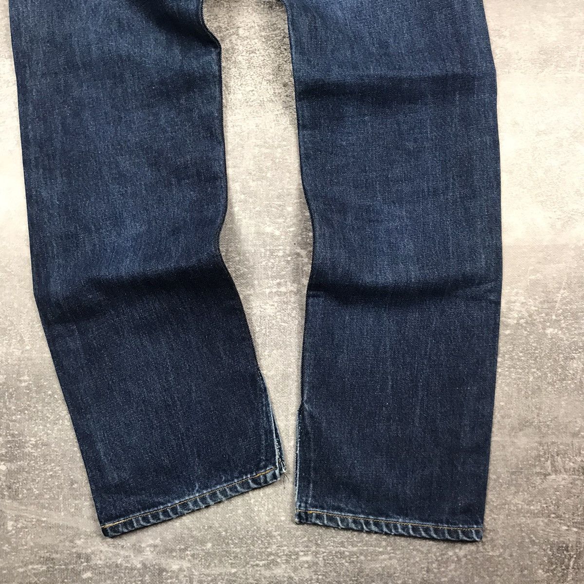 Levi's Vintage Levi’s 501 Repaired Made in Croatia Jeans Size US 32 / EU 48 - 3 Thumbnail