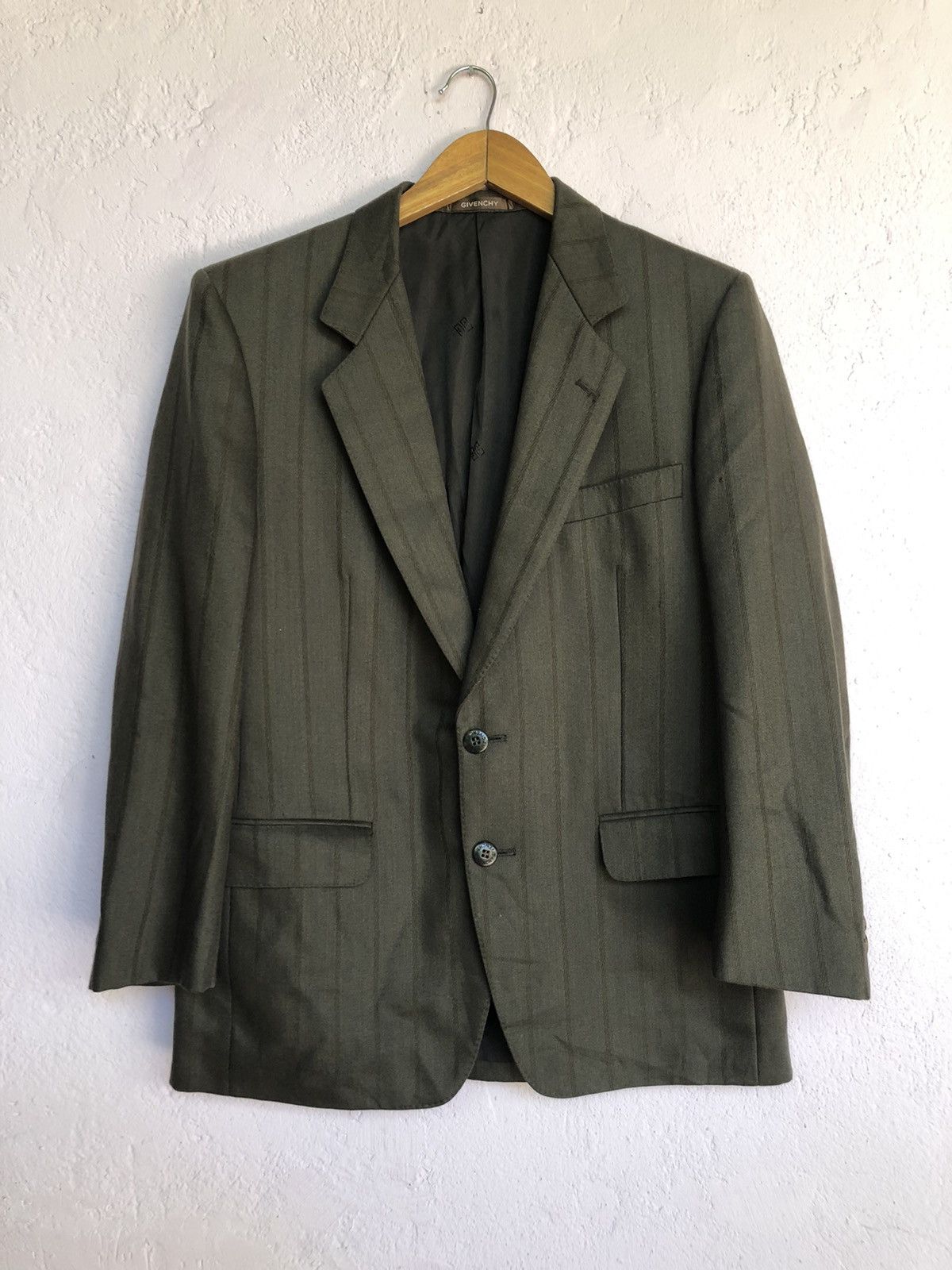 Givenchy Givenchy Men’s tailored jackets good condition Size US M / EU 48-50 / 2 - 1 Thumbnail