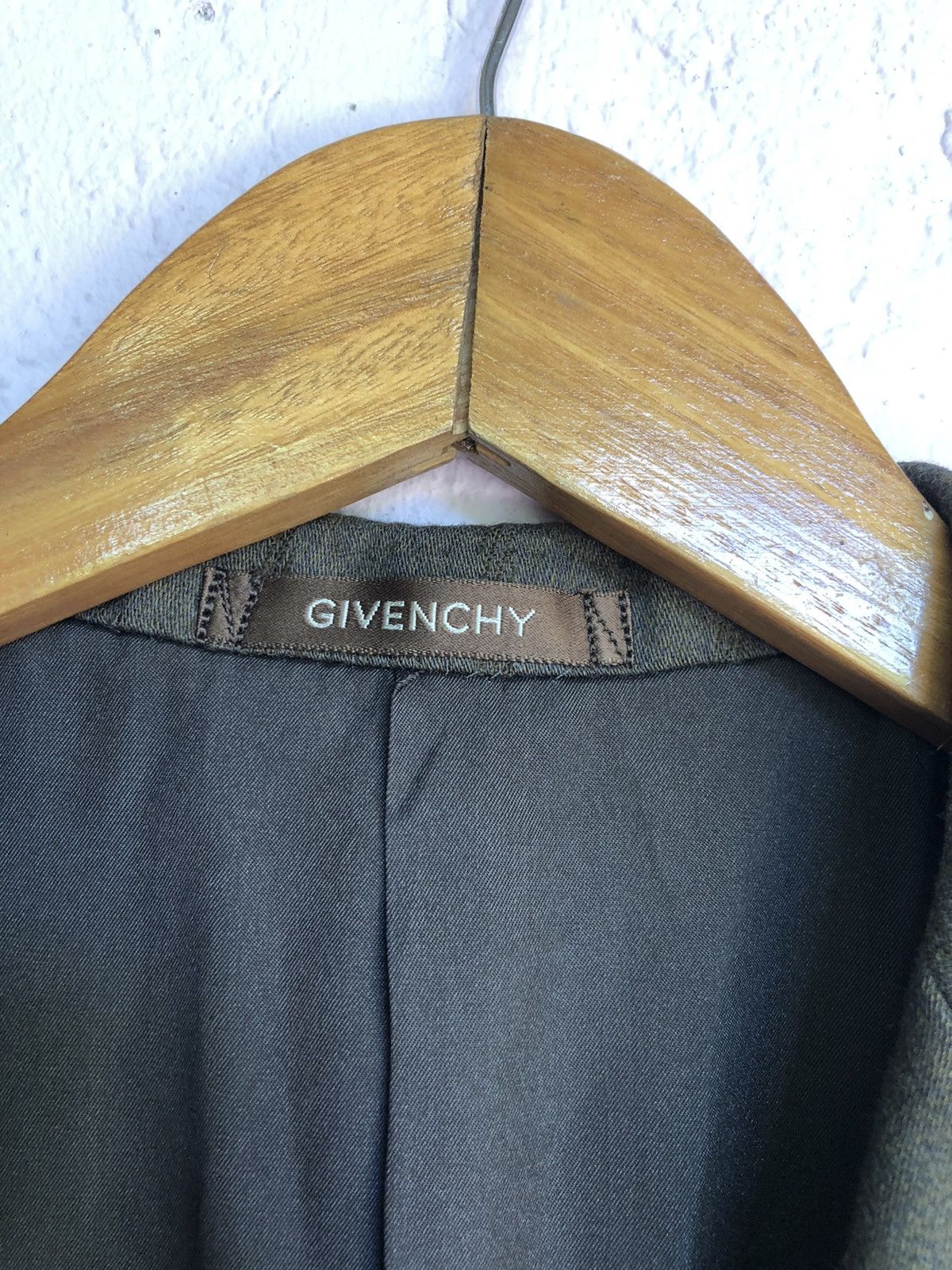 Givenchy Givenchy Men’s tailored jackets good condition Size US M / EU 48-50 / 2 - 7 Thumbnail