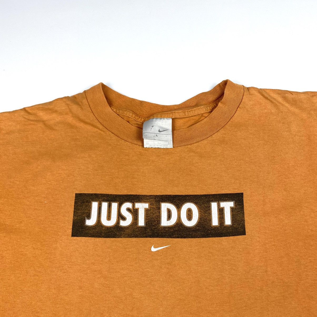 Nike 00’s Vintage Nike Just Do It TShirt Center Logo Travis Scott Size US L / EU 52-54 / 3 - 2 Thumbnail