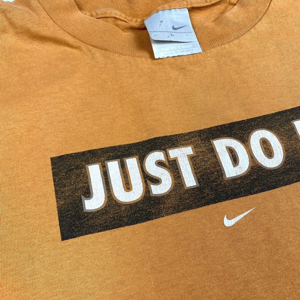 Nike 00’s Vintage Nike Just Do It TShirt Center Logo Travis Scott Size US L / EU 52-54 / 3 - 3 Thumbnail