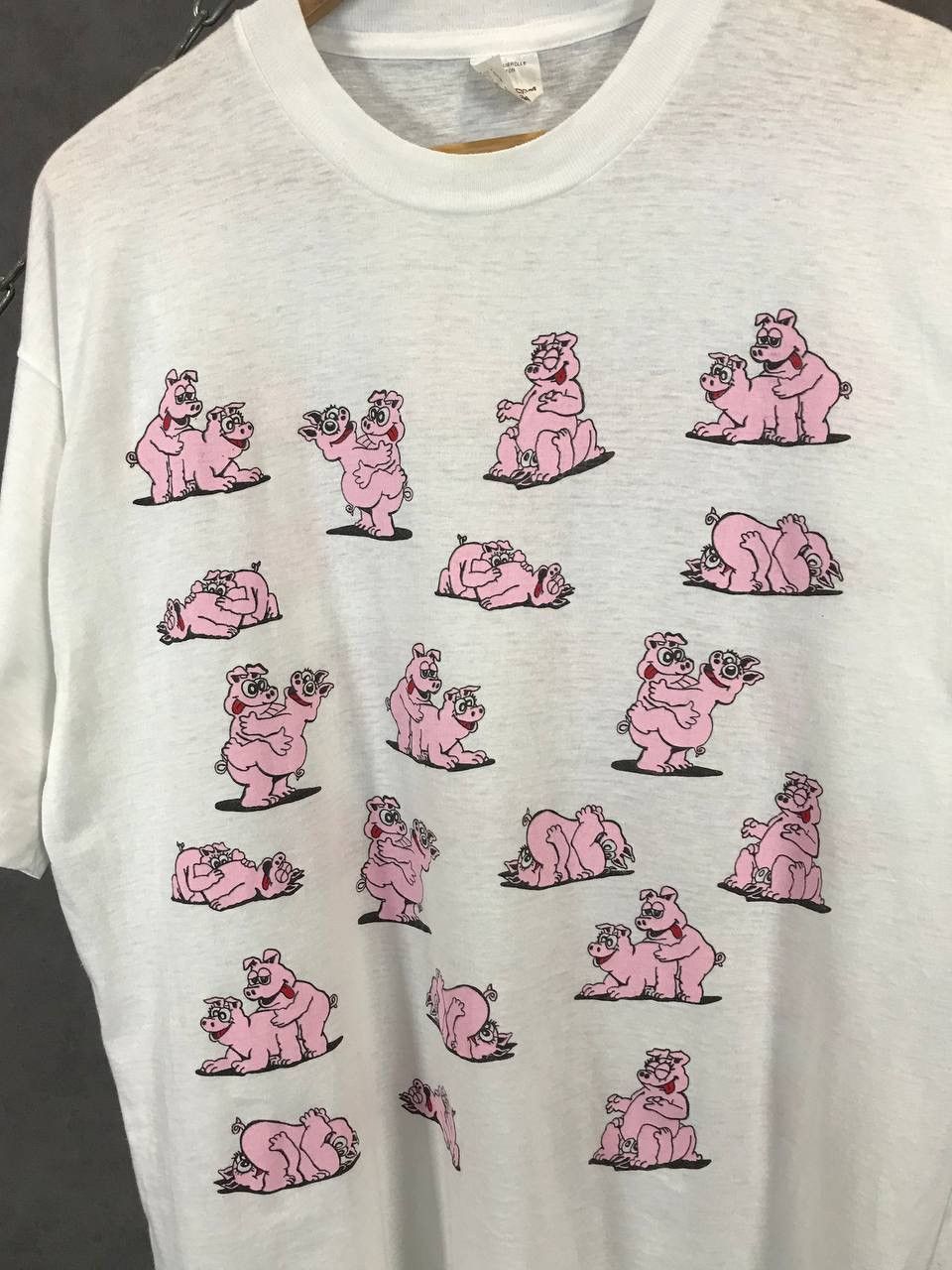 Other Sex pigs humor vintage tee Size US XL / EU 56 / 4 - 2 Thumbnail